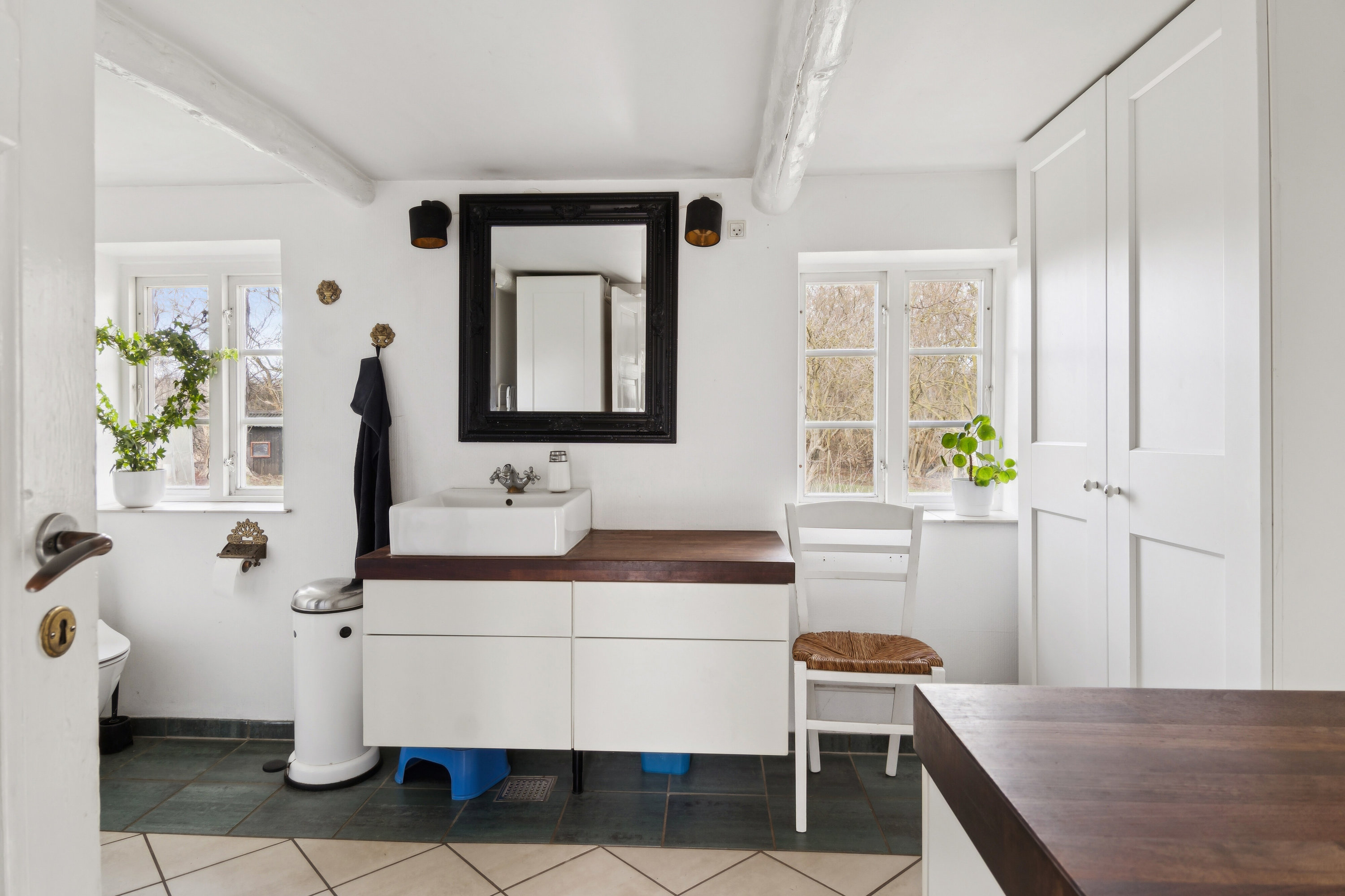 Fremhævet badeværelse billede i fuldskærmstilstand. Billede af Frederiksberg 69, 4470 Svebølle