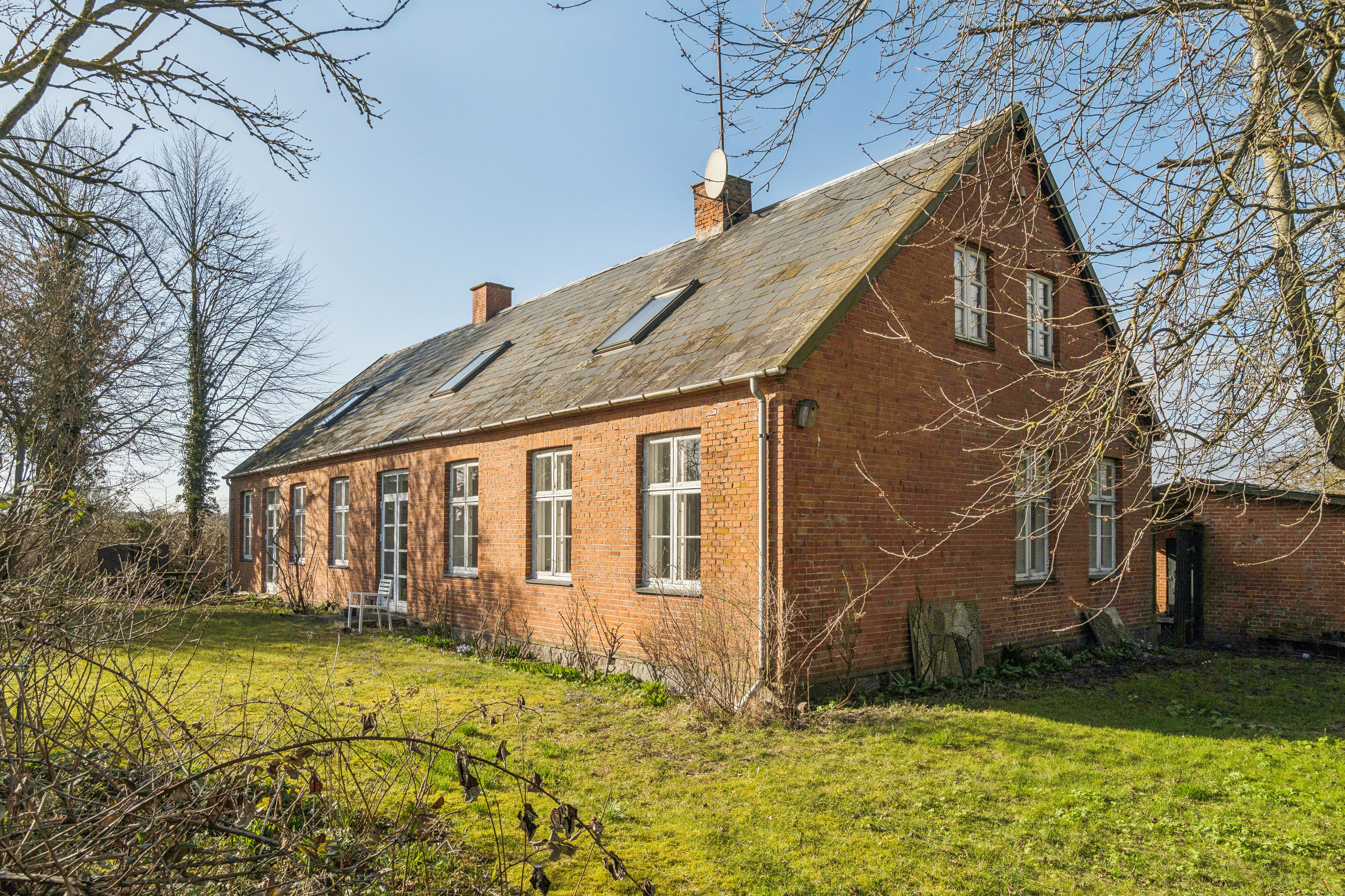 Fremhævet udendørs billede i fuldskærmstilstand. Billede af Landevejen 10, Lov, 4700 Næstved