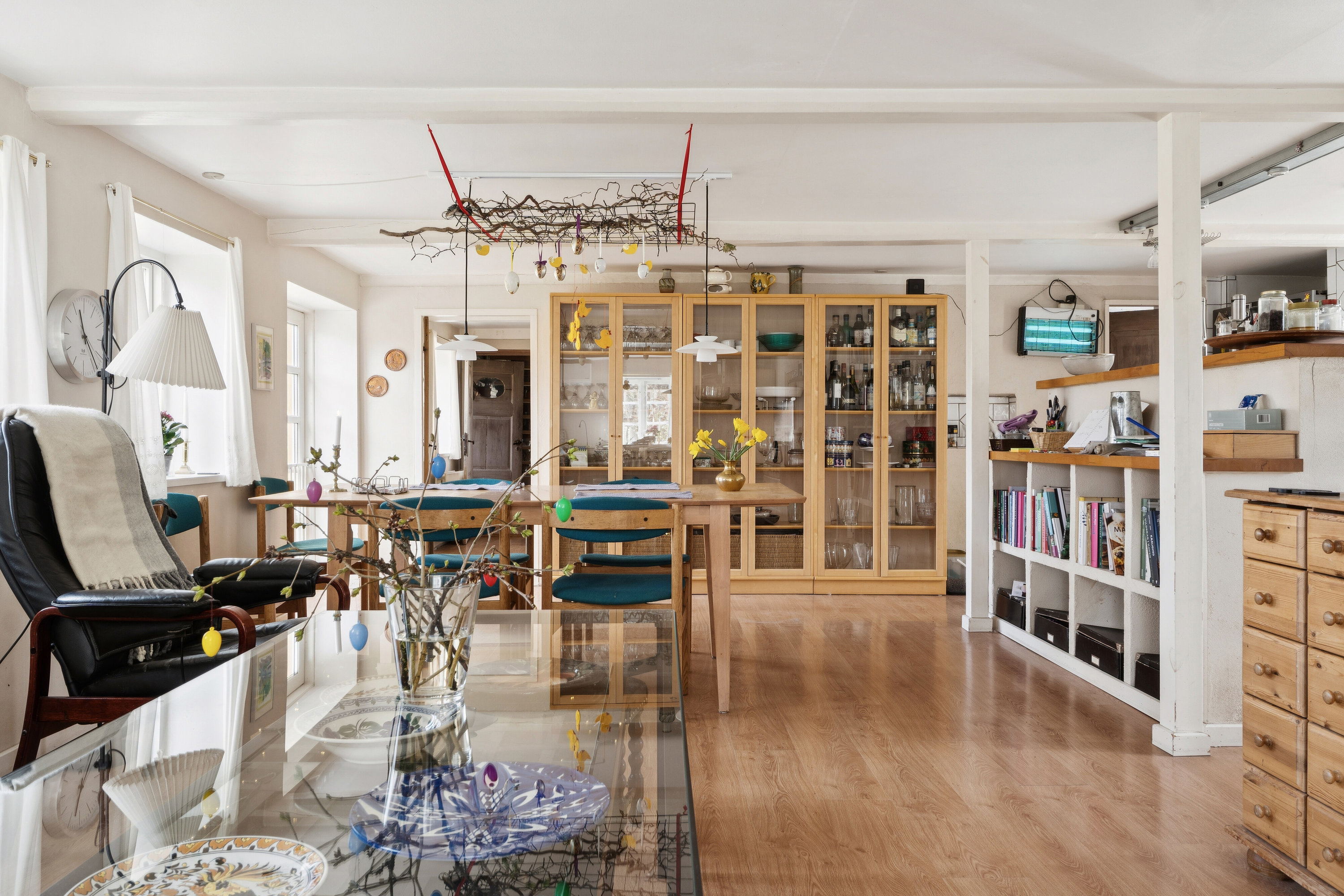 Fremhævet stue billede i fuldskærmstilstand. Billede af Sundsgårdsvej 2, Herringe, 5750 Ringe