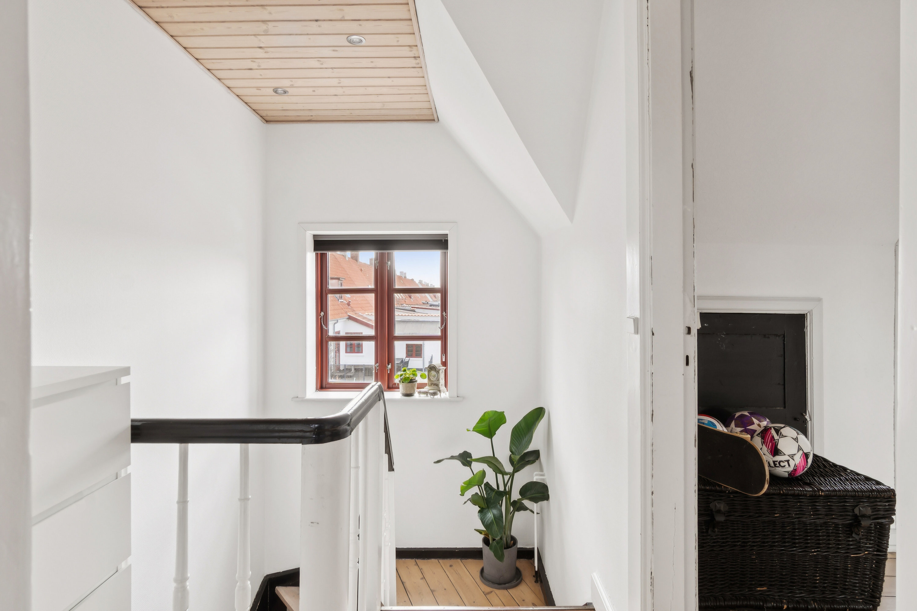 Fremhævet hall billede i fuldskærmstilstand. Billede af N Valdemars Alle 9, 4400 Kalundborg