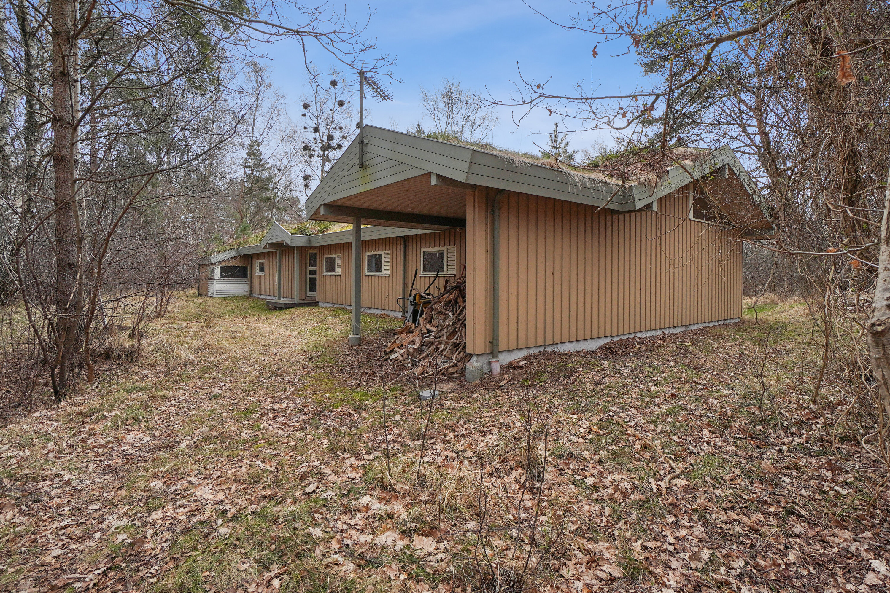 Fremhævet set fra haven billede i fuldskærmstilstand. Billede af Vesterledsvej 13, Asserbo, 3300 Frederiksværk