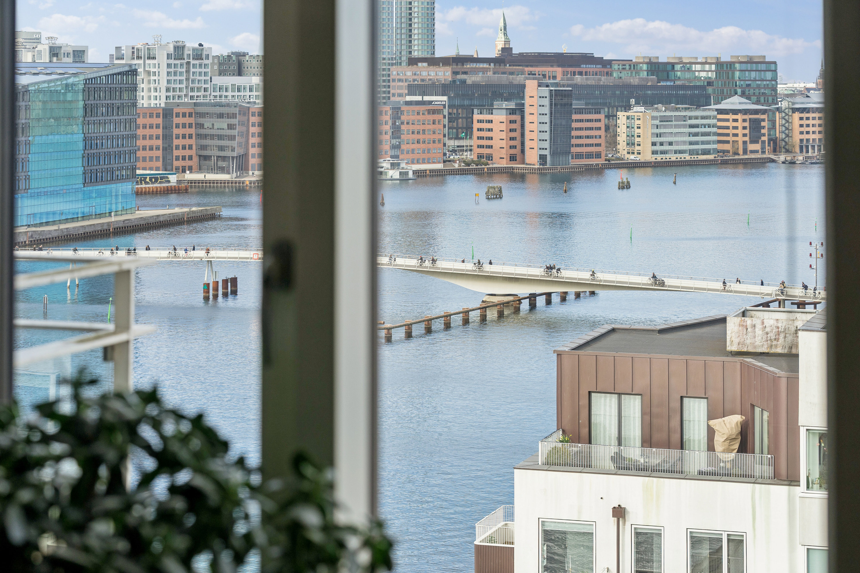 Fremhævet udsigt billede i fuldskærmstilstand. Billede af Islands Brygge 38C, 10. tv., 2300 København S