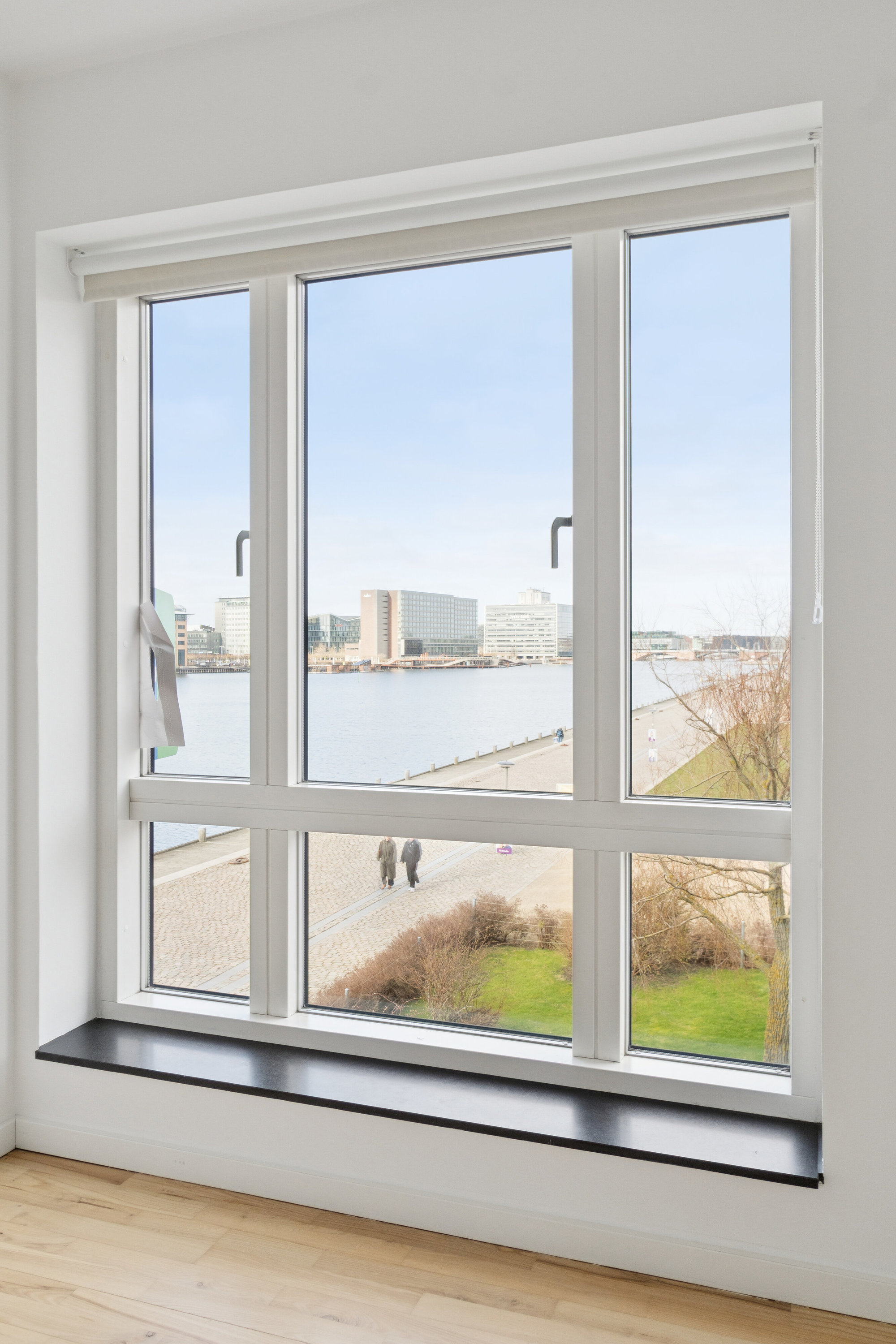 Fremhævet indendørs billede i fuldskærmstilstand. Billede af Islands Brygge 24B, 2. mf., 2300 København S