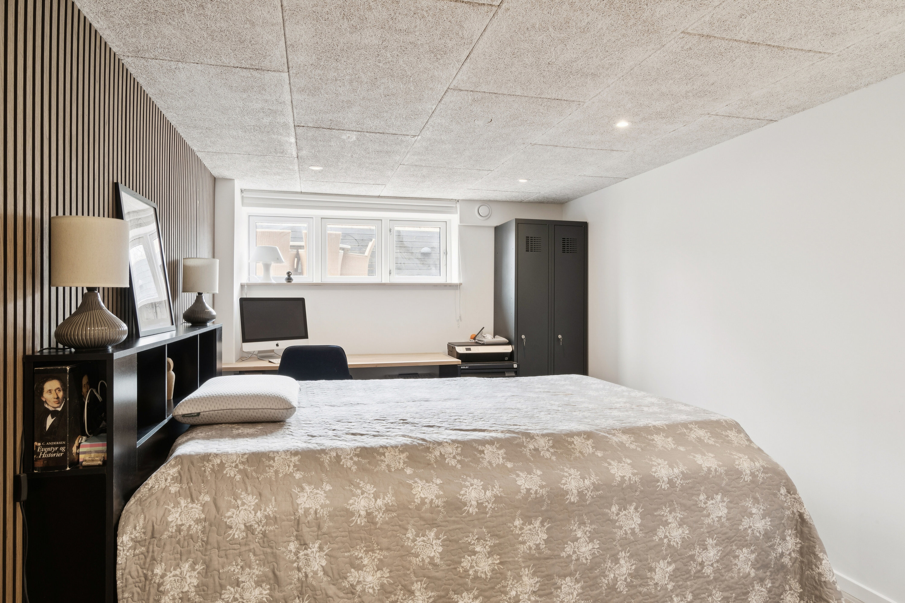 Fremhævet soveværelse billede i fuldskærmstilstand. Billede af Havrevænget 5, 4700 Næstved