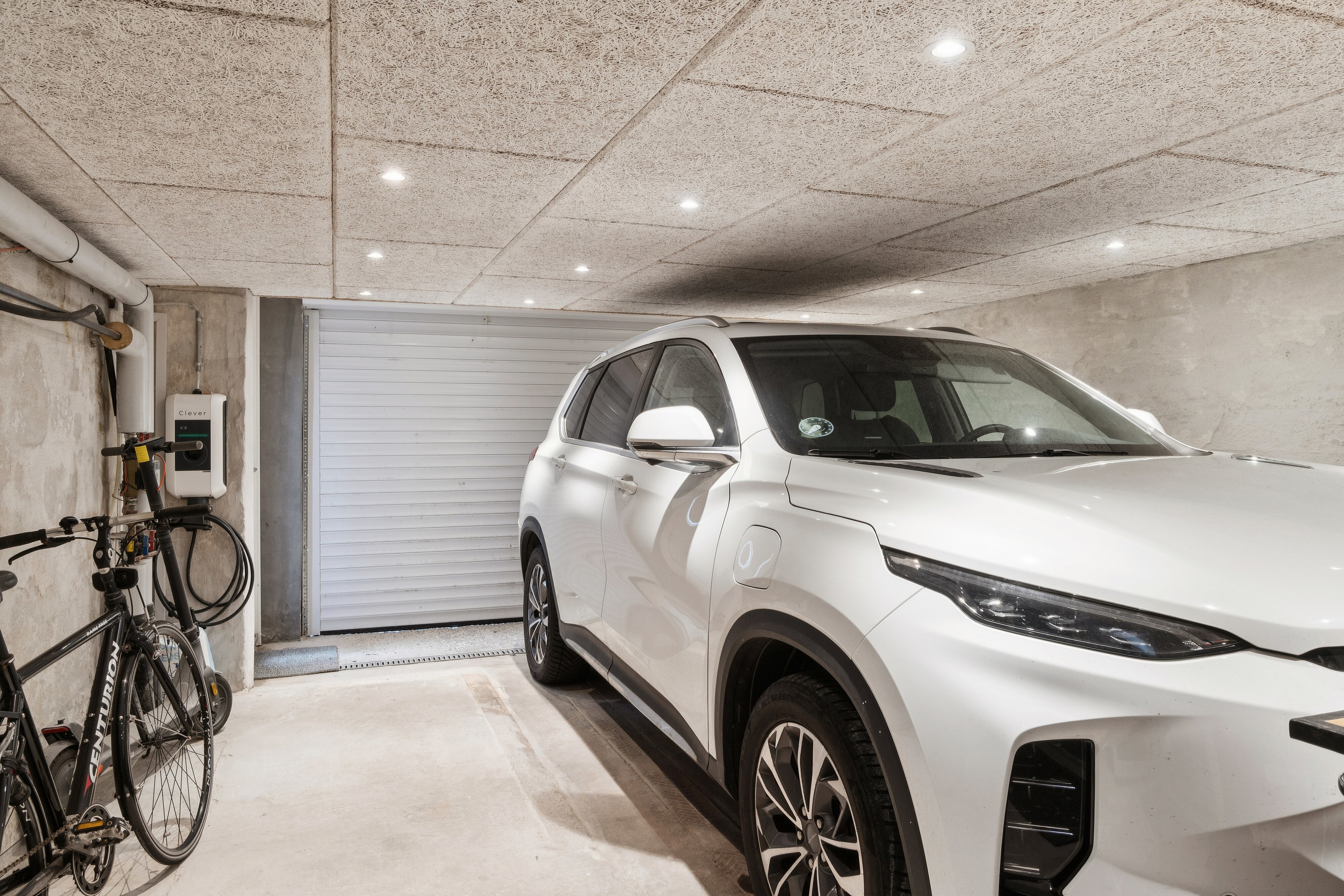 Fremhævet garage billede i fuldskærmstilstand. Billede af Havrevænget 5, 4700 Næstved