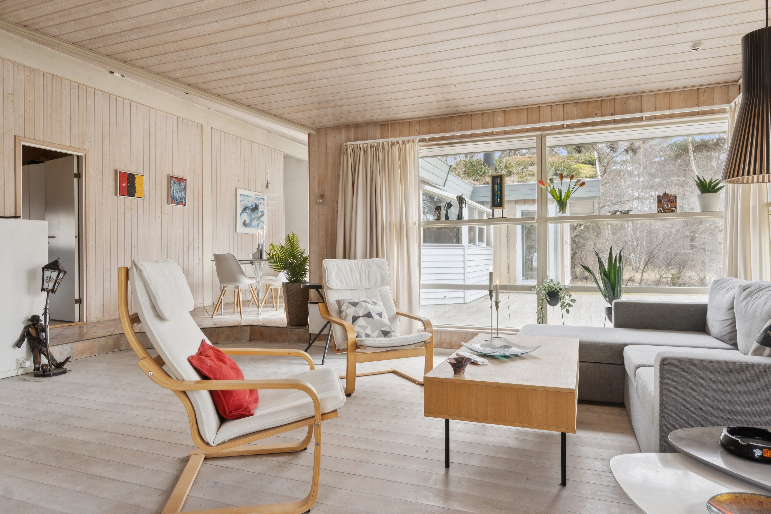 Fremhævet stue billede i fuldskærmstilstand. Billede af Vesterledsvej 13, Asserbo, 3300 Frederiksværk