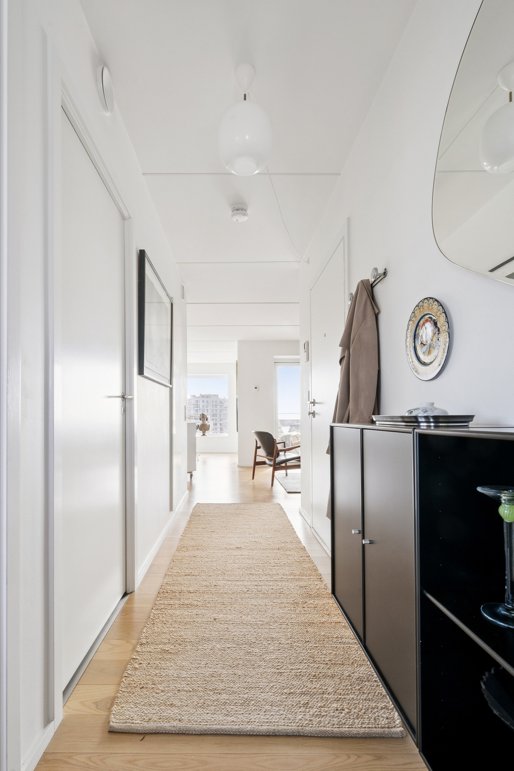 Fremhævet gang billede i fuldskærmstilstand. Billede af Islands Brygge 38C, 10. tv., 2300 København S