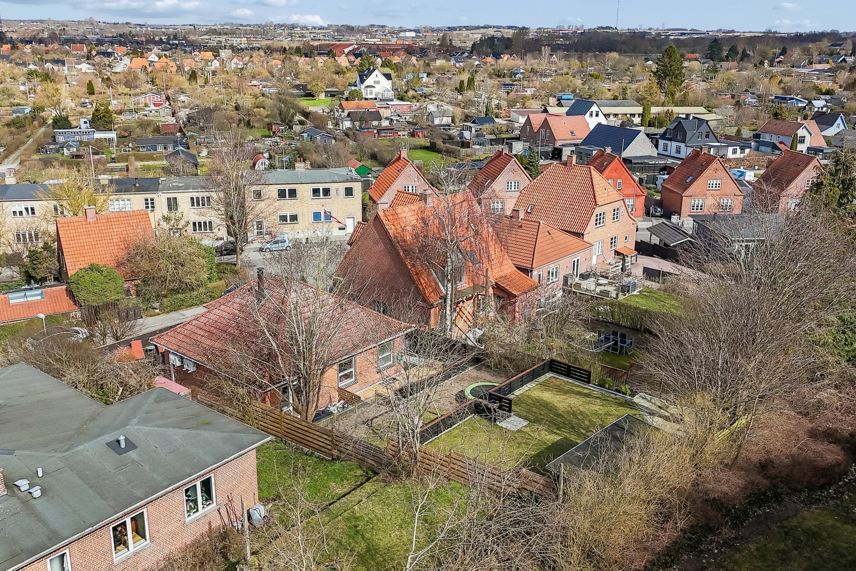 Fremhævet luftfoto billede i fuldskærmstilstand. Billede af Havrevænget 5, 4700 Næstved