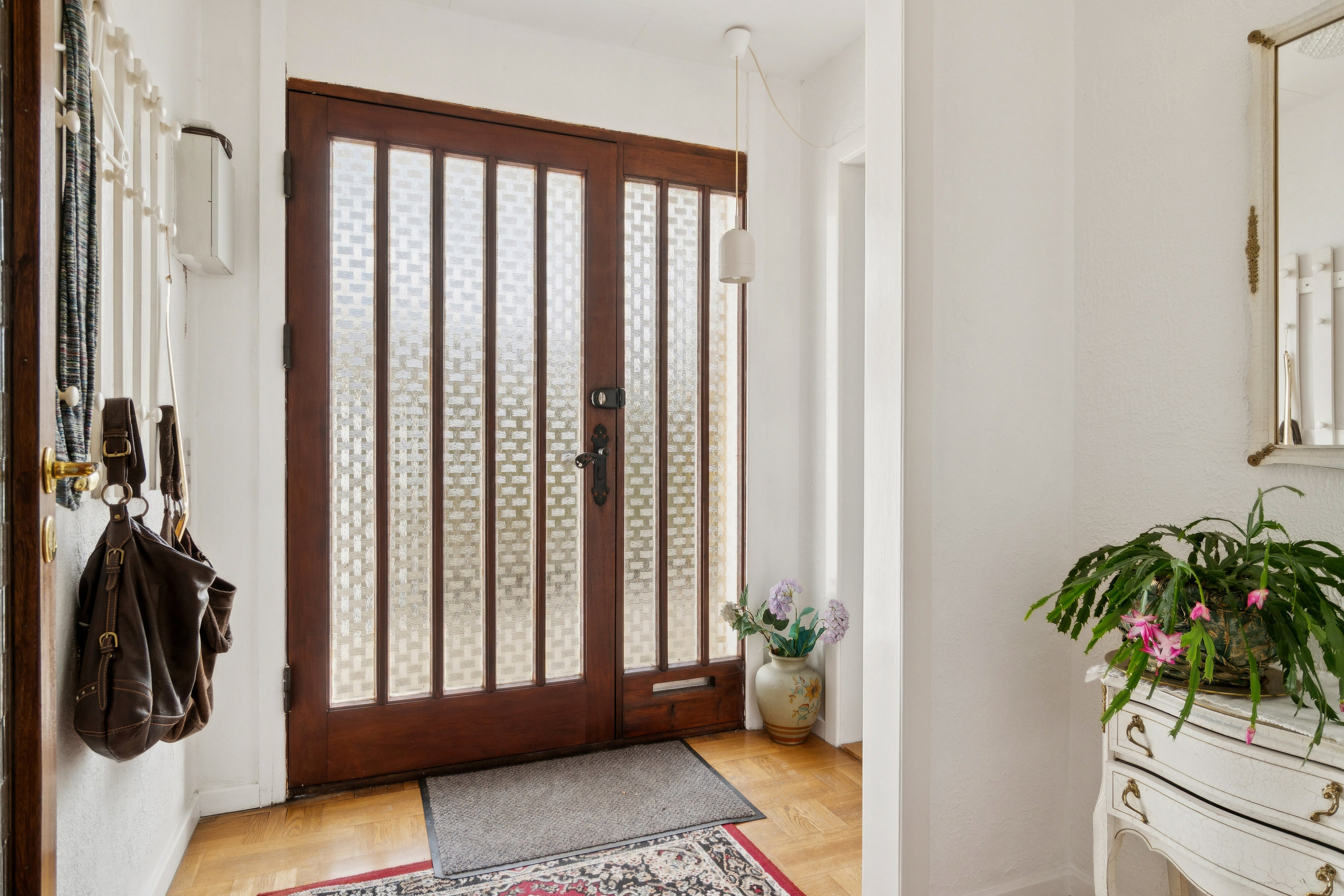 Fremhævet hall billede i fuldskærmstilstand. Billede af Drosselvænget 5, 4700 Næstved