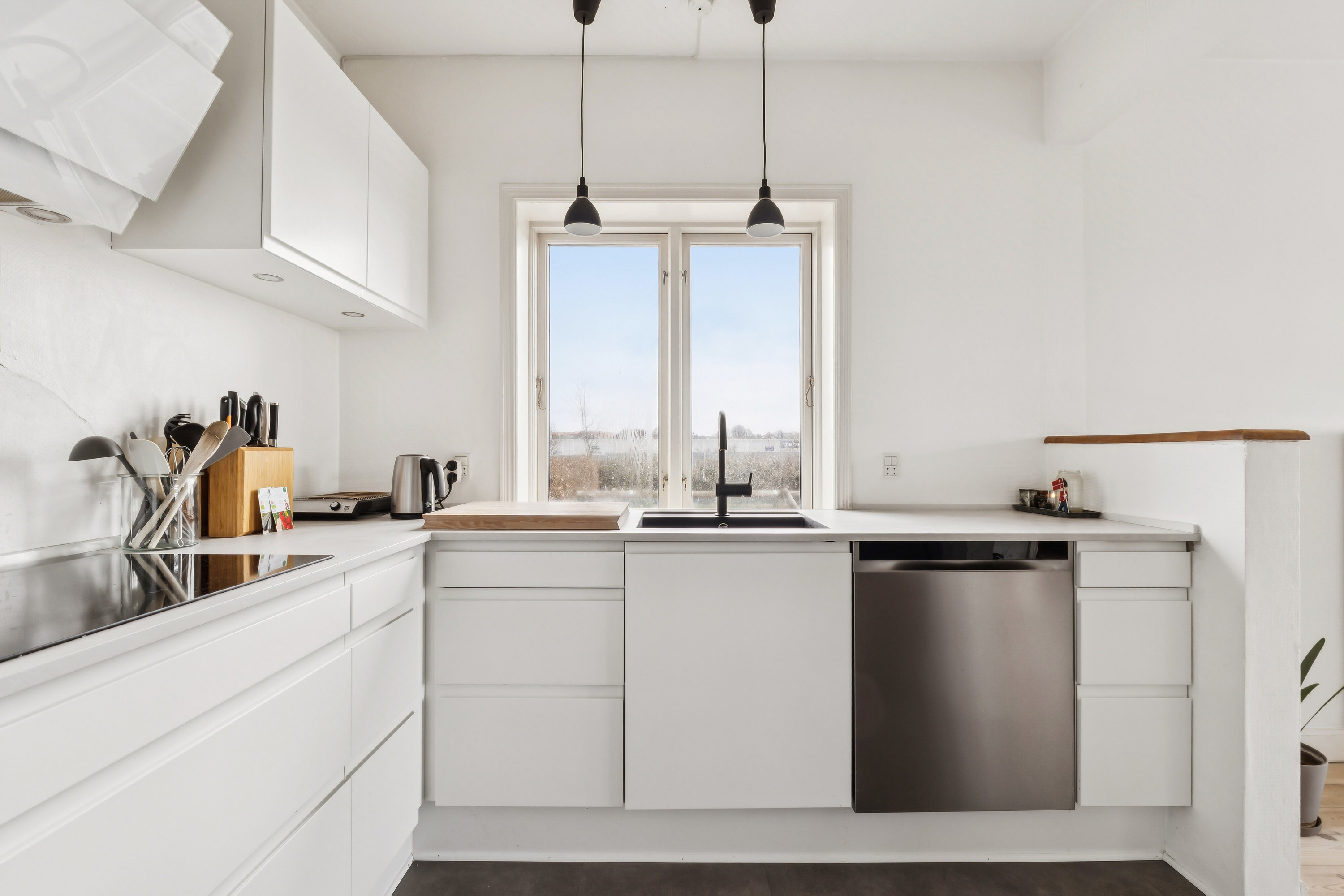 Fremhævet køkken billede i fuldskærmstilstand. Billede af Gyldenbjergsvej 30, 5700 Svendborg