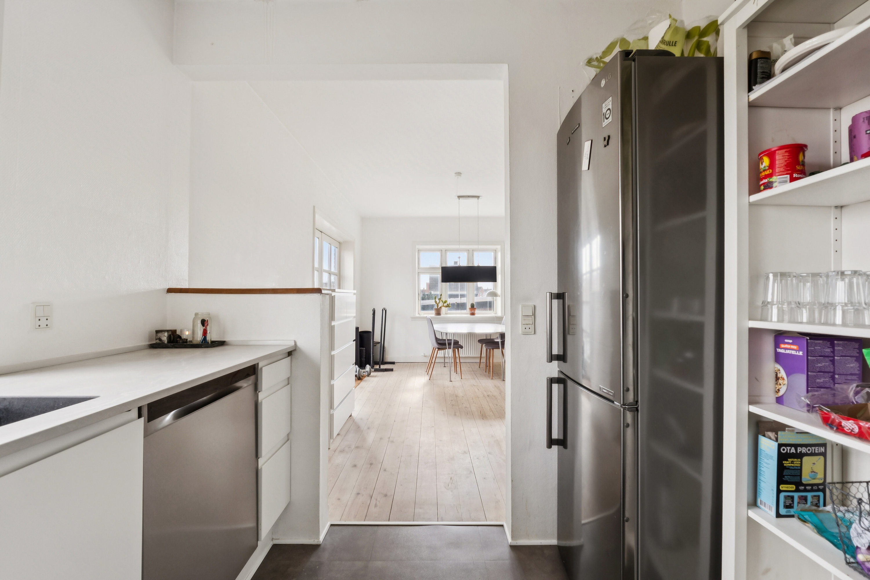 Fremhævet køkken billede i fuldskærmstilstand. Billede af Gyldenbjergsvej 30, 5700 Svendborg