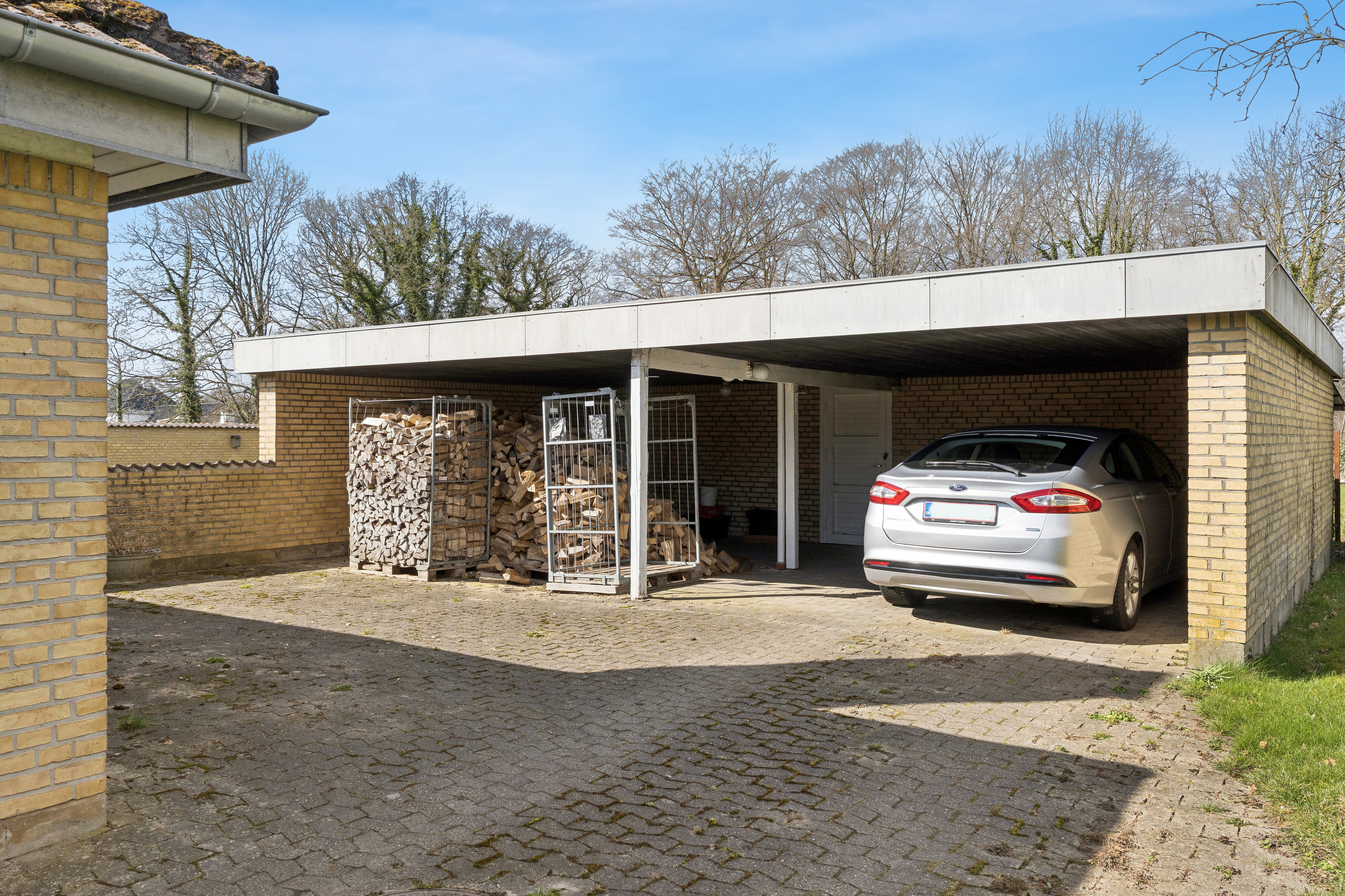 Fremhævet udendørs billede i fuldskærmstilstand. Billede af Slotsbakken 3, 6300 Gråsten