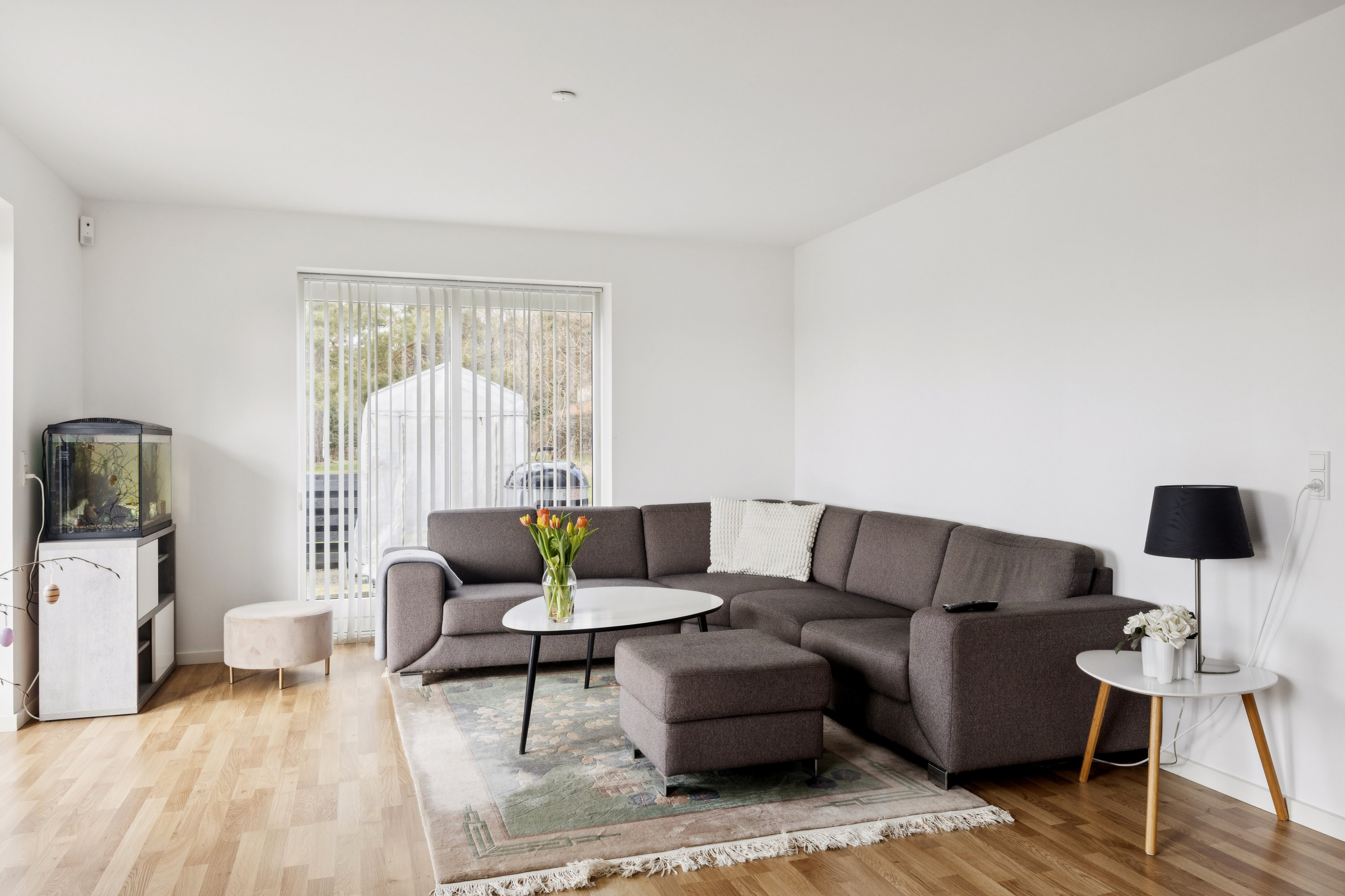 Fremhævet stue billede i fuldskærmstilstand. Billede af Degnehuse 7, 4450 Jyderup