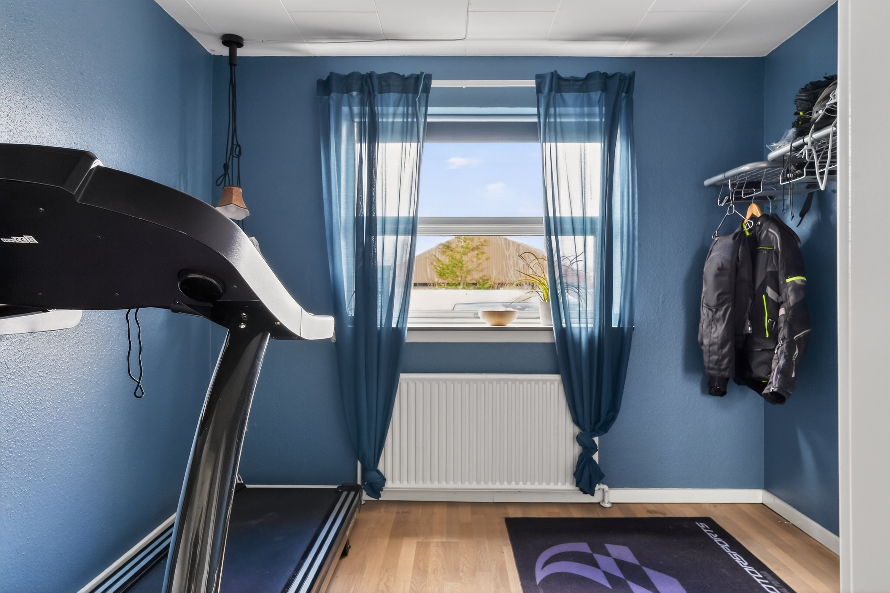 Fremhævet værelse billede i fuldskærmstilstand. Billede af Idrætsvej 27, Undløse, 4340 Tølløse