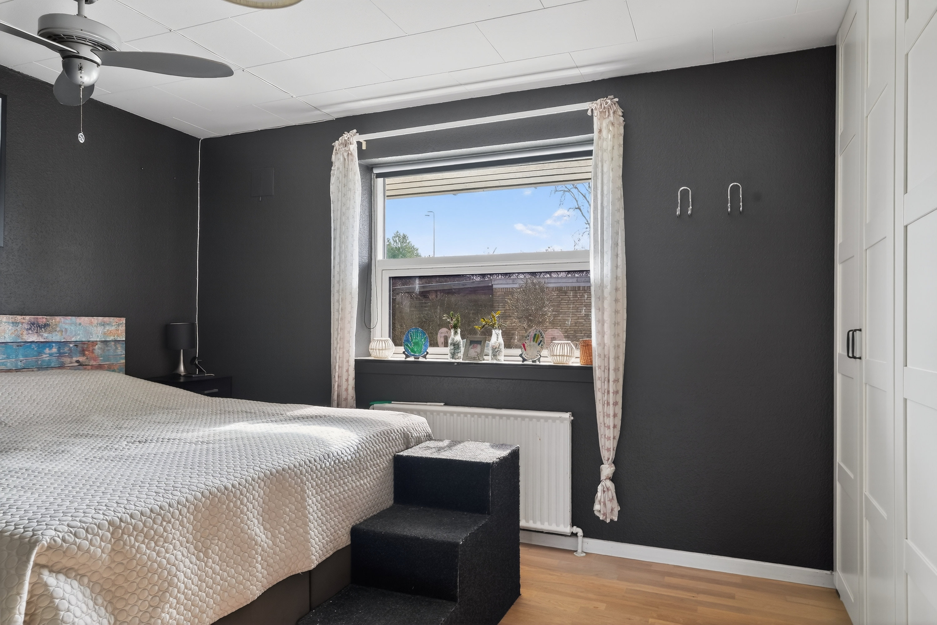 Fremhævet værelse billede i fuldskærmstilstand. Billede af Idrætsvej 27, Undløse, 4340 Tølløse