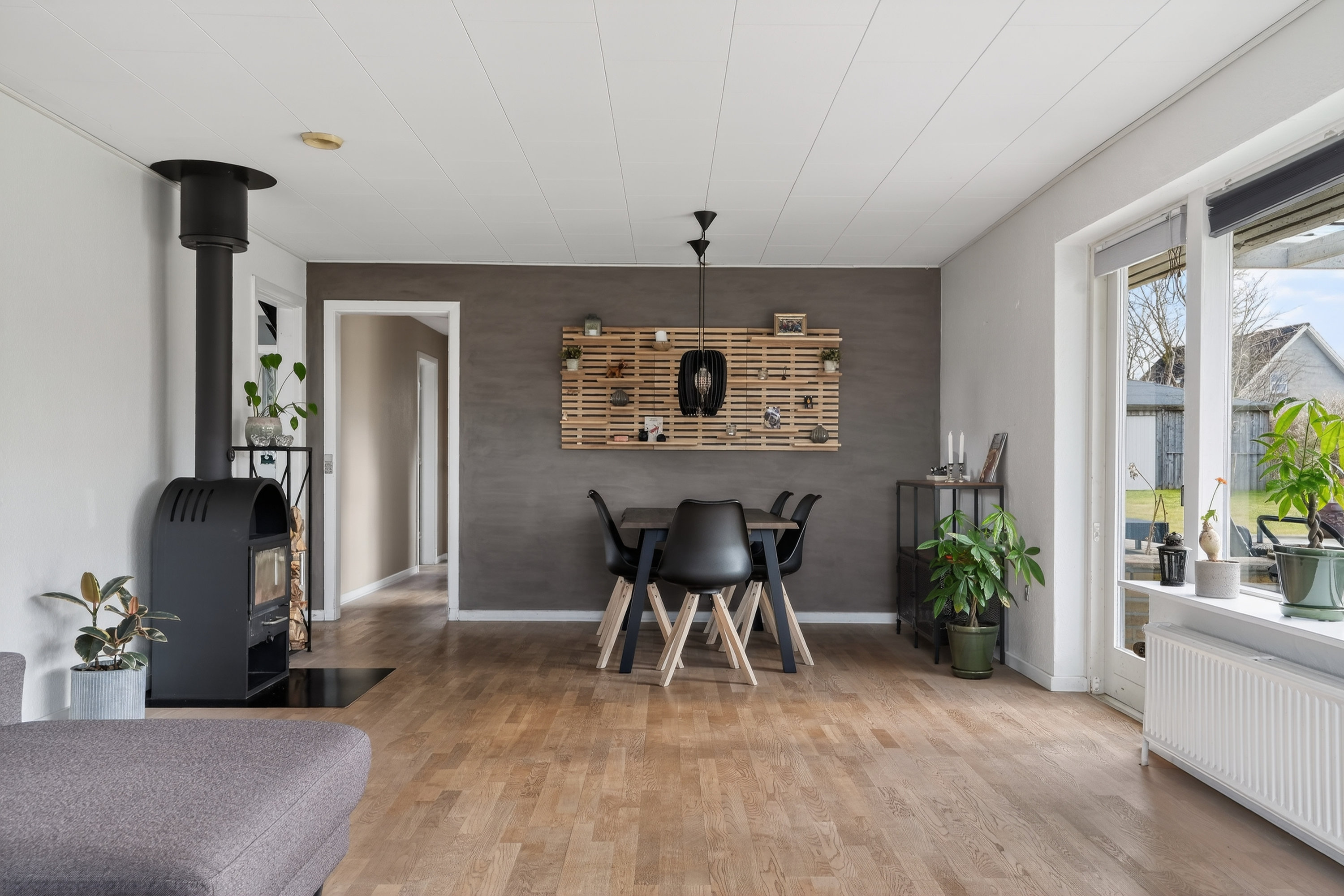 Fremhævet spisestue billede i fuldskærmstilstand. Billede af Idrætsvej 27, Undløse, 4340 Tølløse