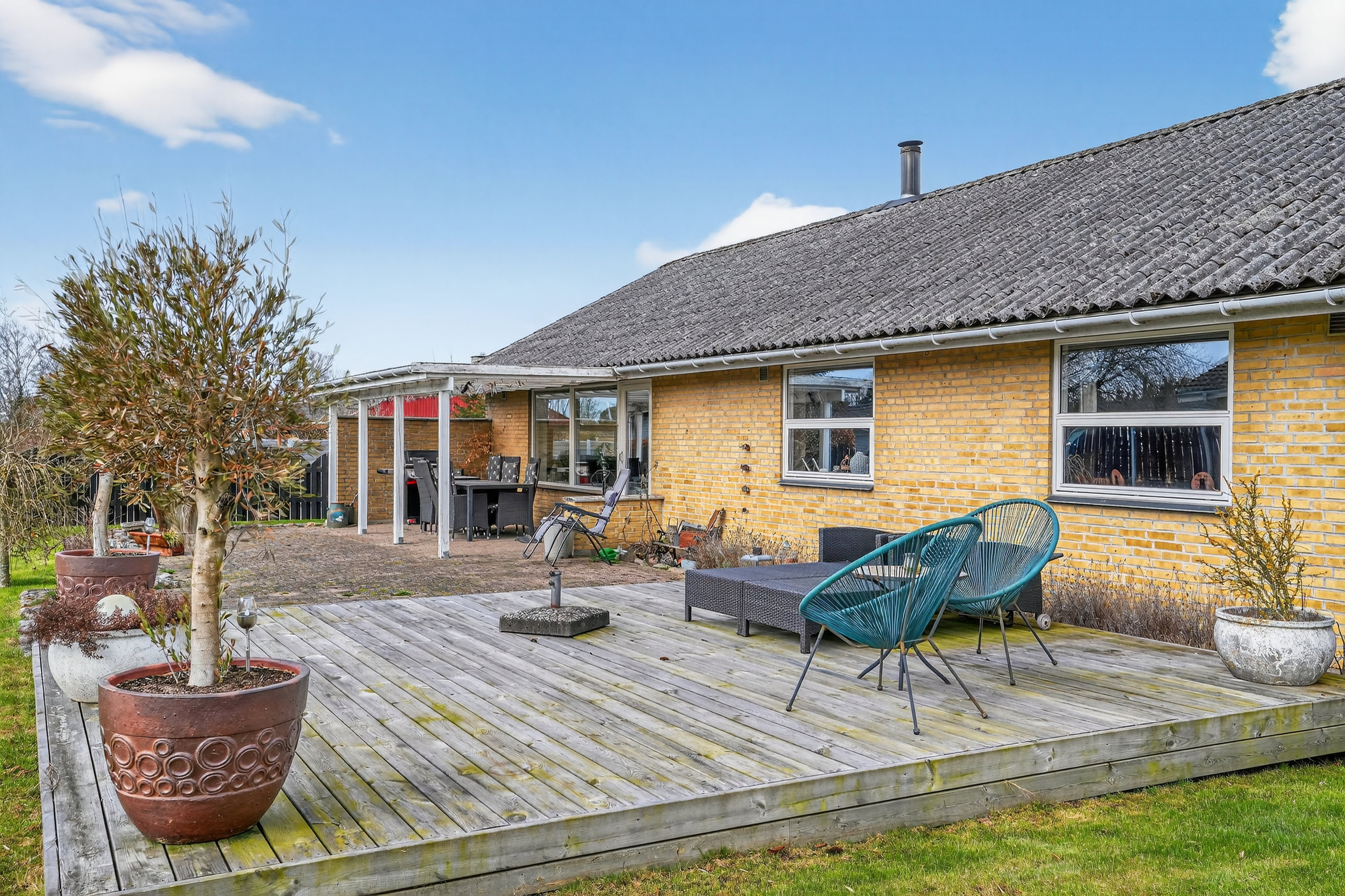 Fremhævet terrasse billede i fuldskærmstilstand. Billede af Idrætsvej 27, Undløse, 4340 Tølløse