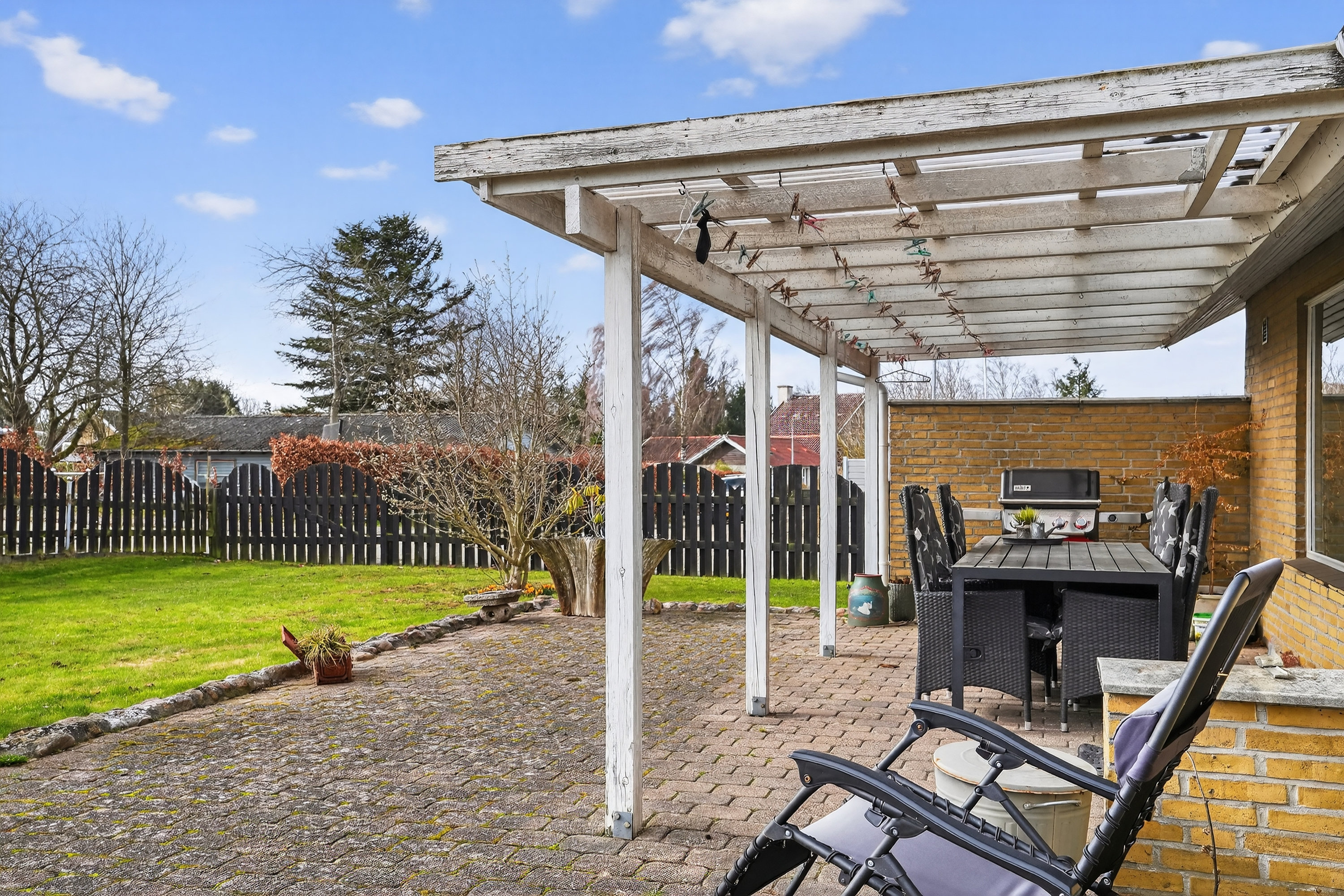 Fremhævet terrasse billede i fuldskærmstilstand. Billede af Idrætsvej 27, Undløse, 4340 Tølløse