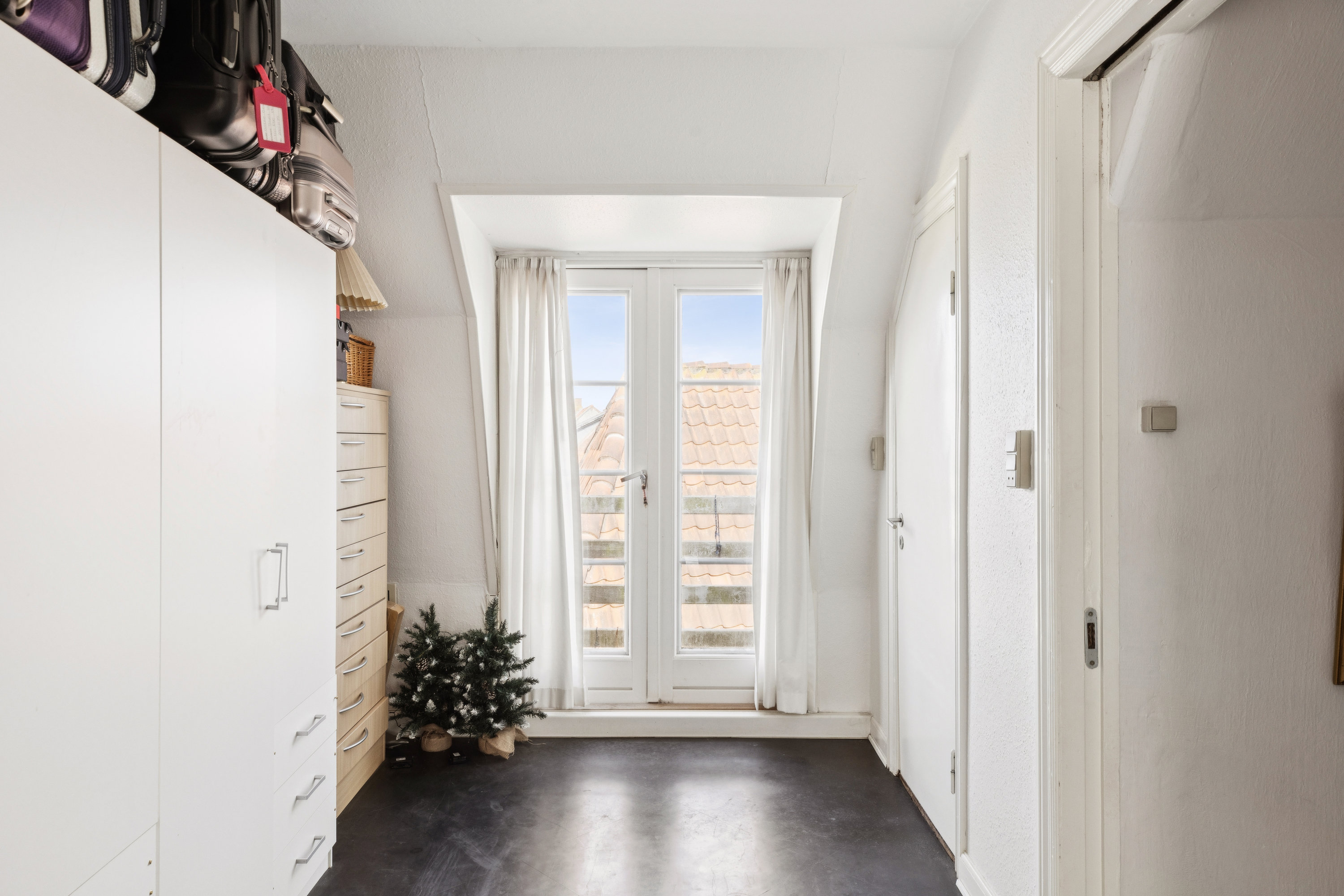 Fremhævet gang billede i fuldskærmstilstand. Billede af Torvet 10, 6760 Ribe