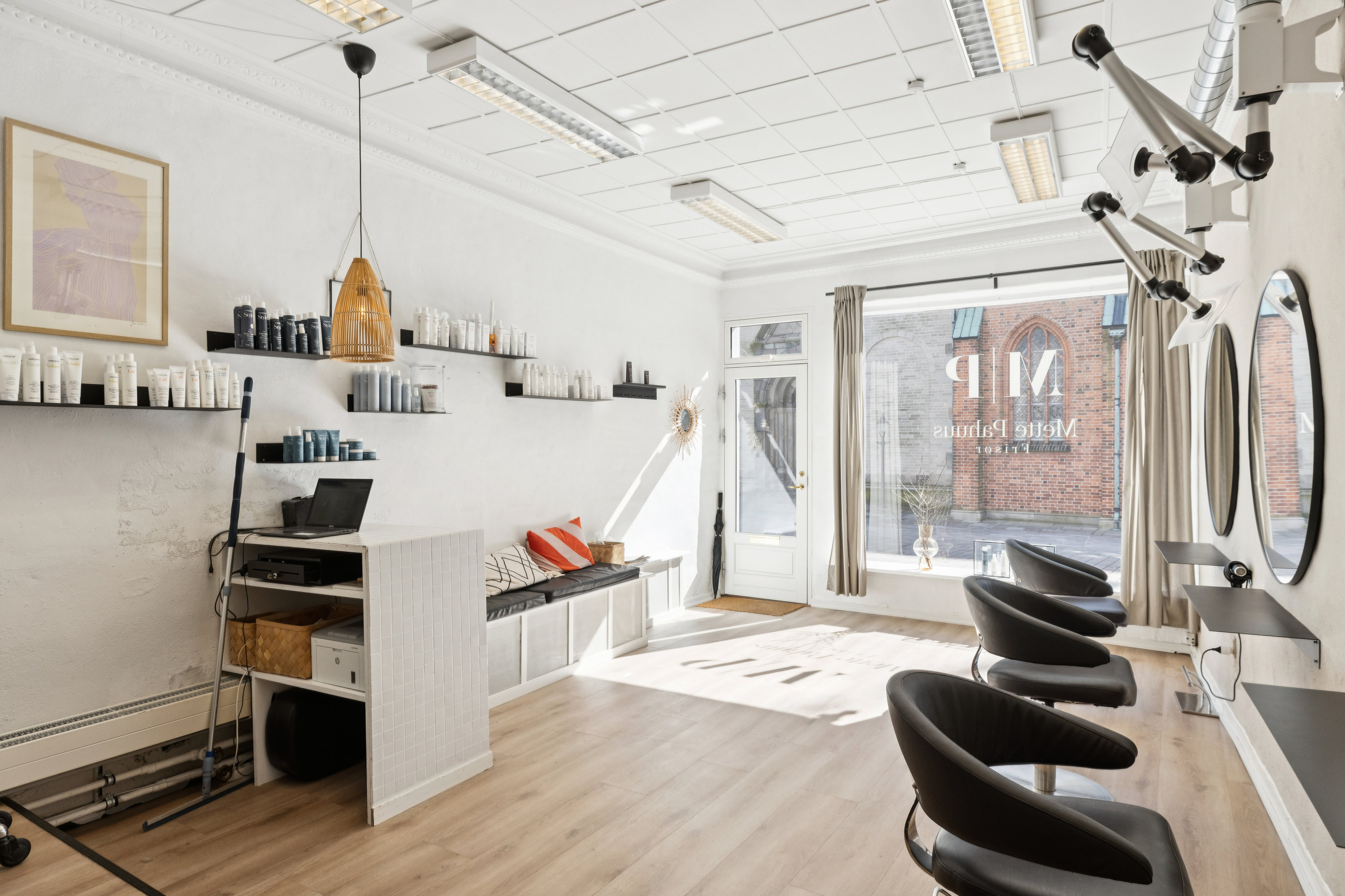 Fremhævet stue billede i fuldskærmstilstand. Billede af Torvet 10, 6760 Ribe