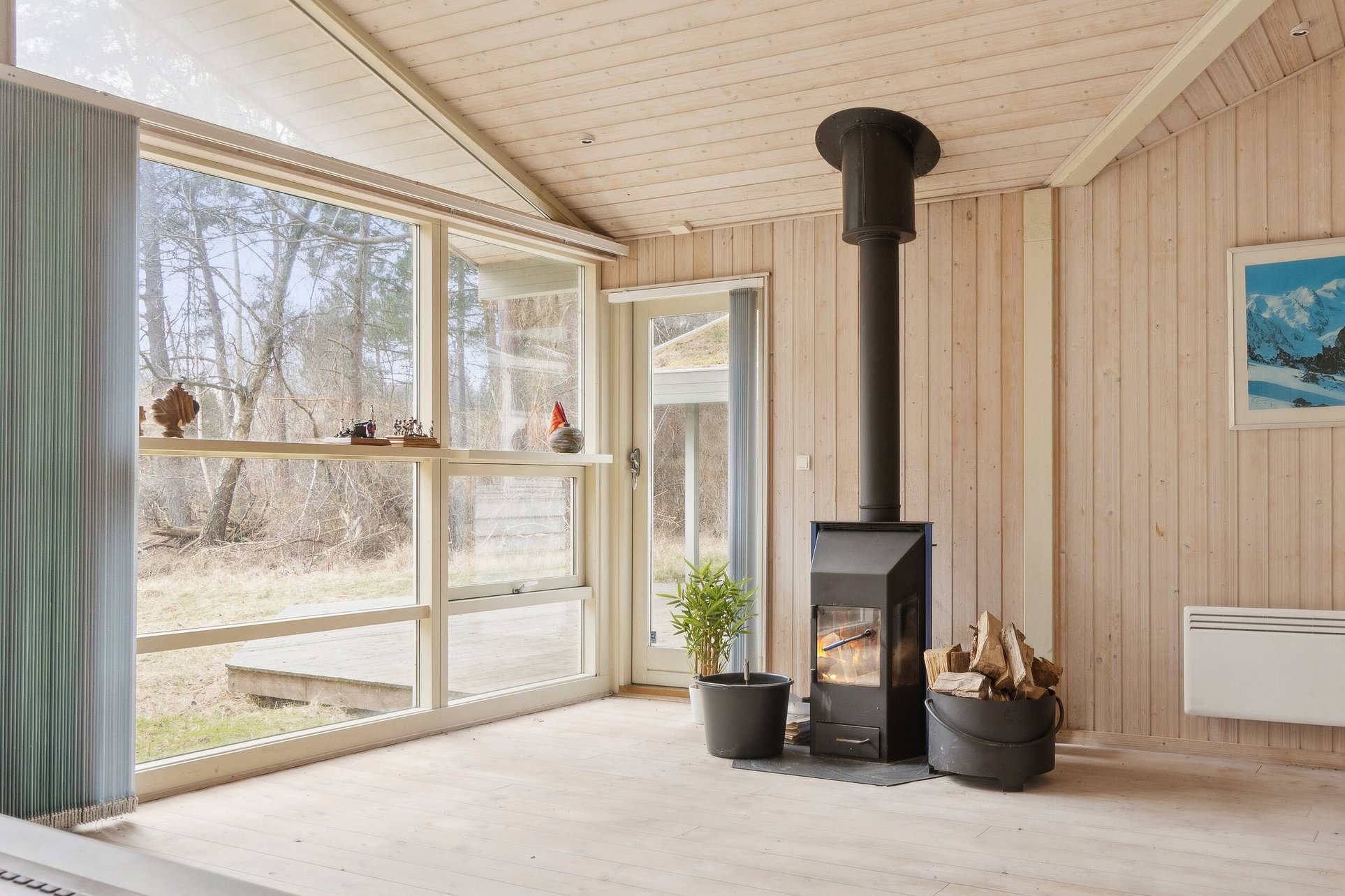 Fremhævet udestue billede i fuldskærmstilstand. Billede af Vesterledsvej 13, Asserbo, 3300 Frederiksværk