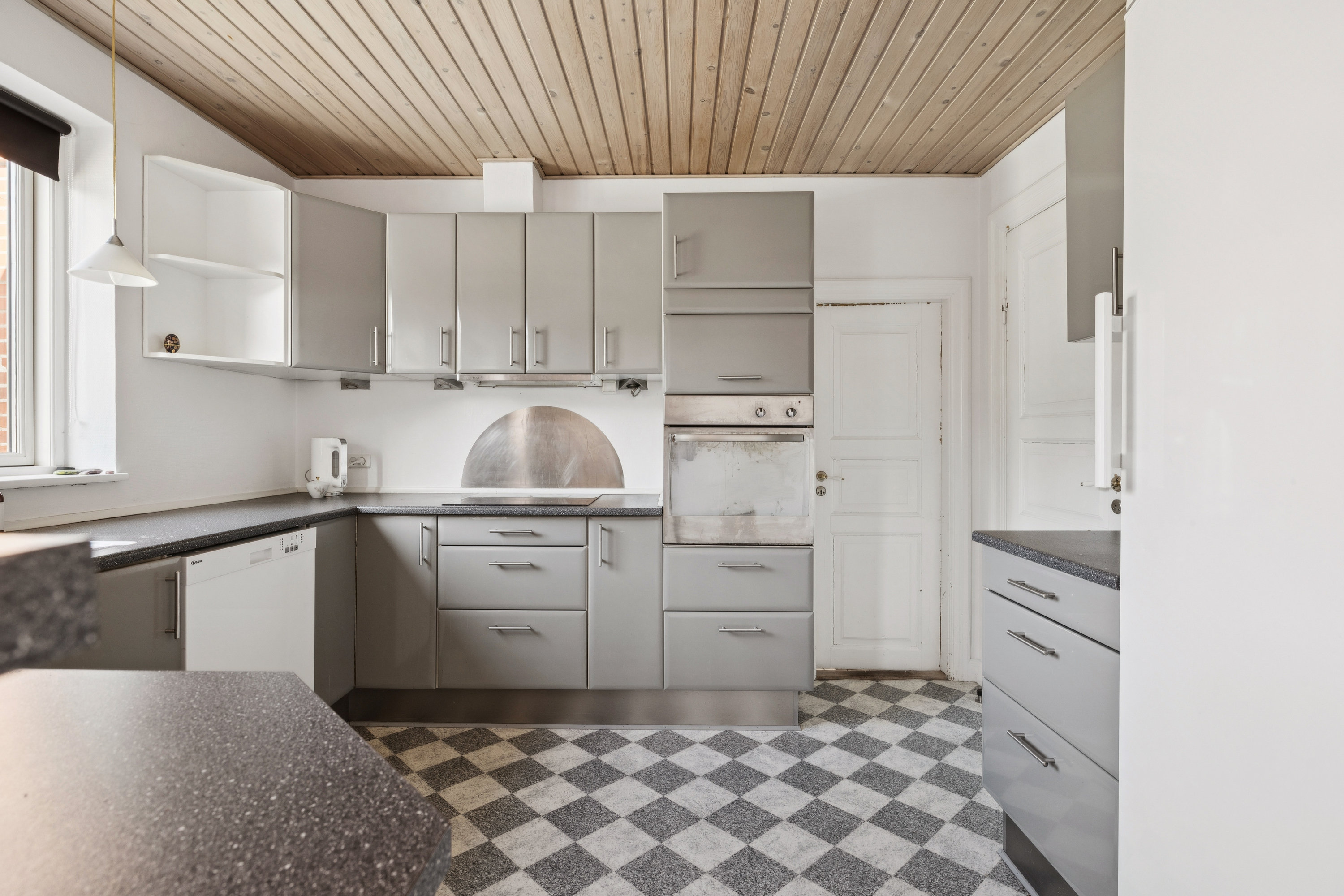 Fremhævet køkken billede i fuldskærmstilstand. Billede af Sandstræde 6, Klejtrup, 9500 Hobro