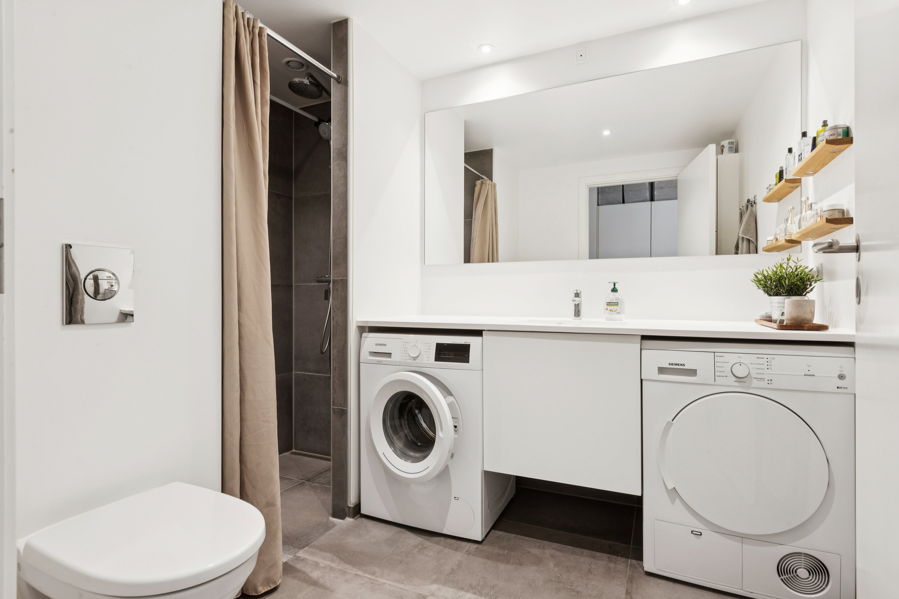 Fremhævet badeværelse billede i fuldskærmstilstand. Billede af Ingrid Marievej 52, 1. th., 2500 Valby