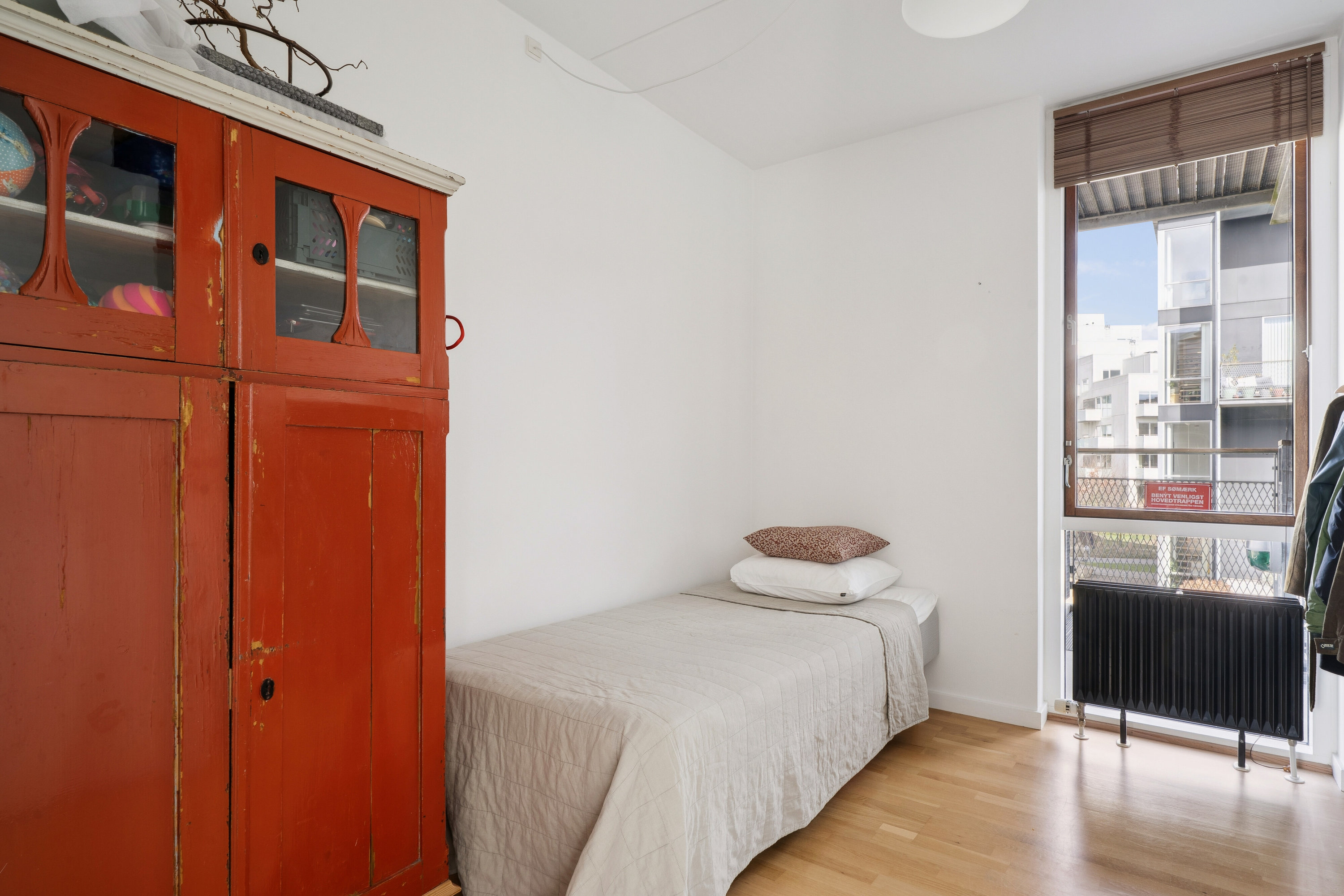 Fremhævet soveværelse billede i fuldskærmstilstand. Billede af Peter Holms Vej 16, 1. 3., 2450 København SV
