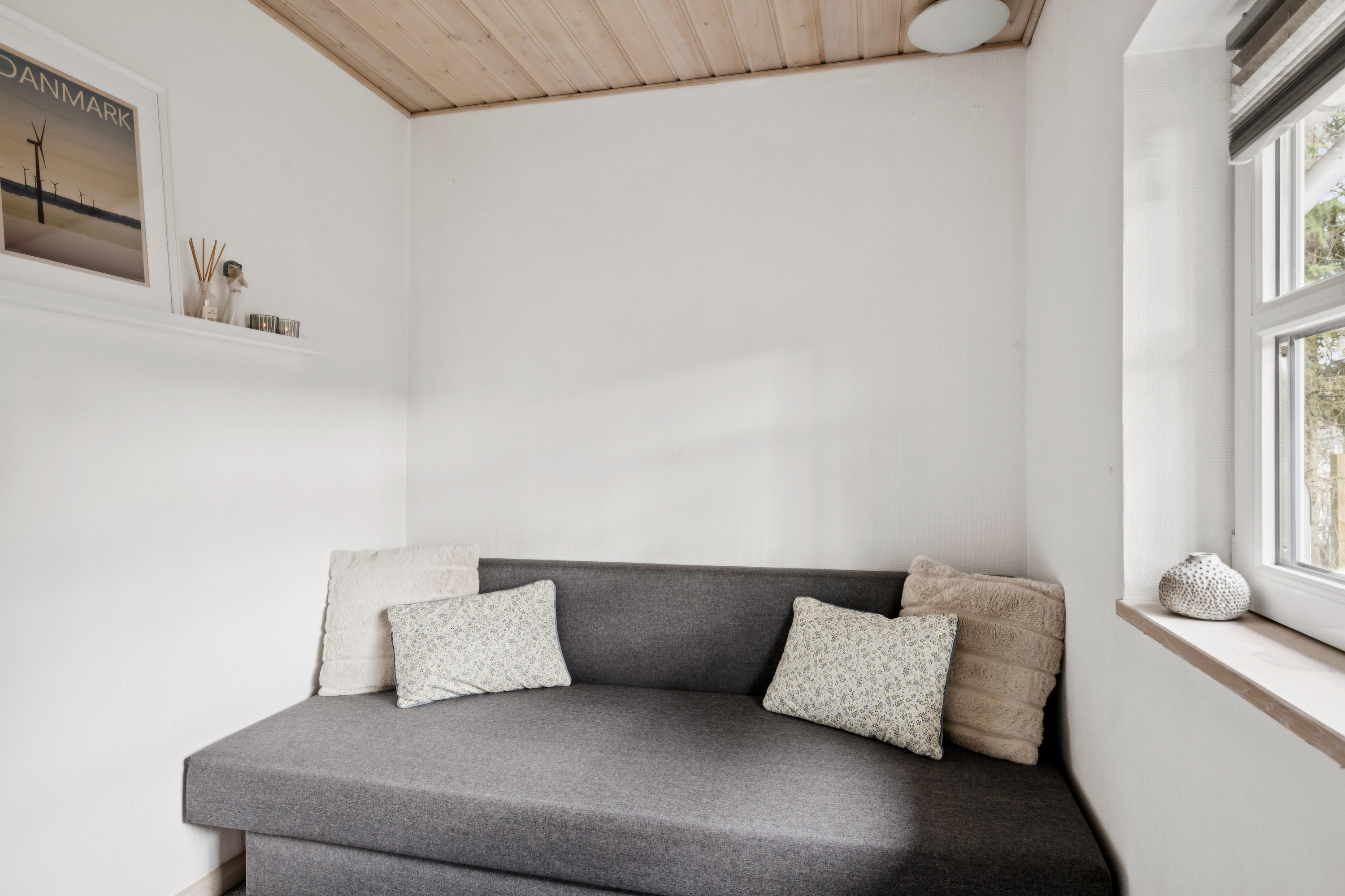 Fremhævet værelse billede i fuldskærmstilstand. Billede af Mågevej 1, Fuglslev, 8400 Ebeltoft