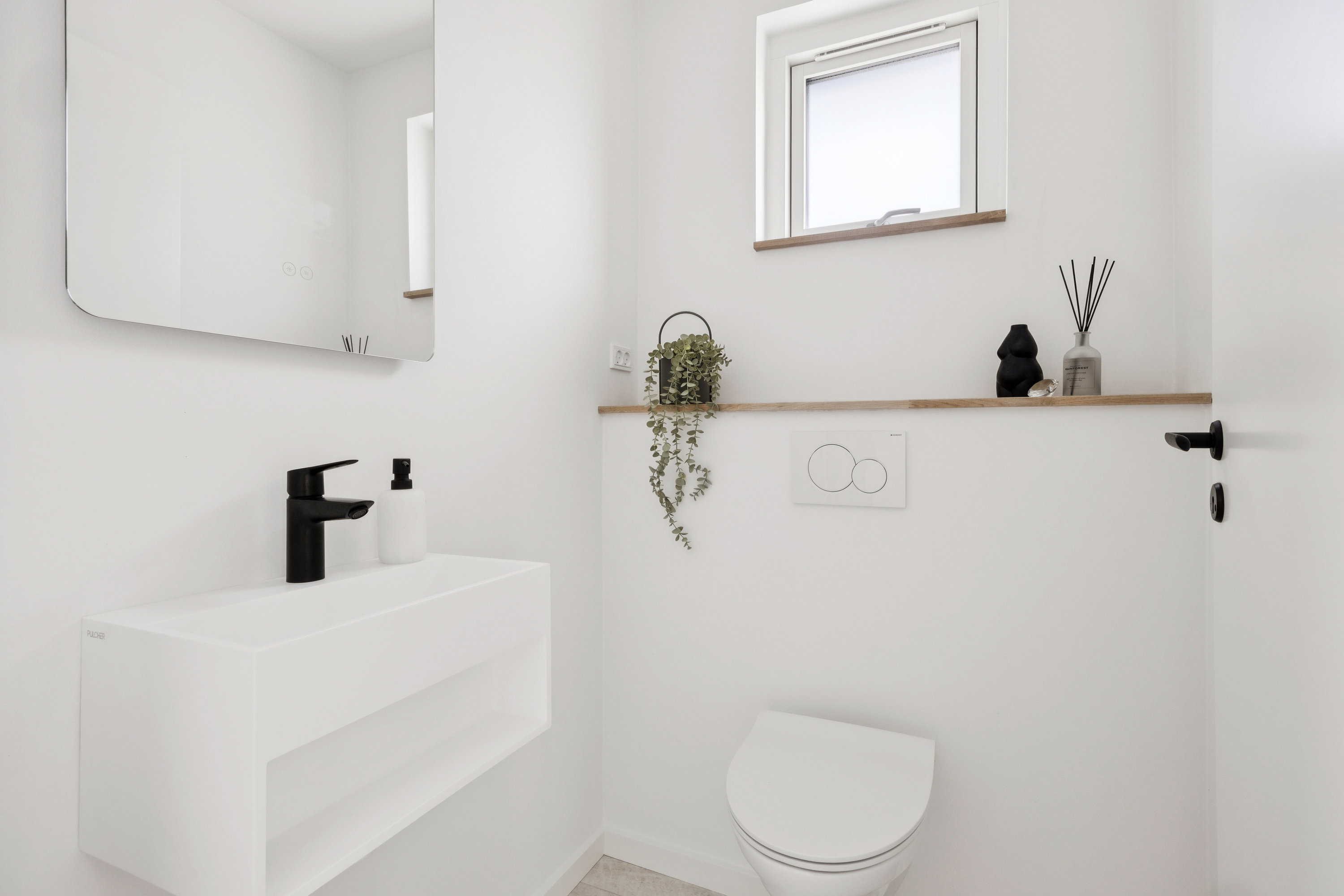 Fremhævet badeværelse billede i fuldskærmstilstand. Billede af Firkløvervej 1, 4671 Strøby