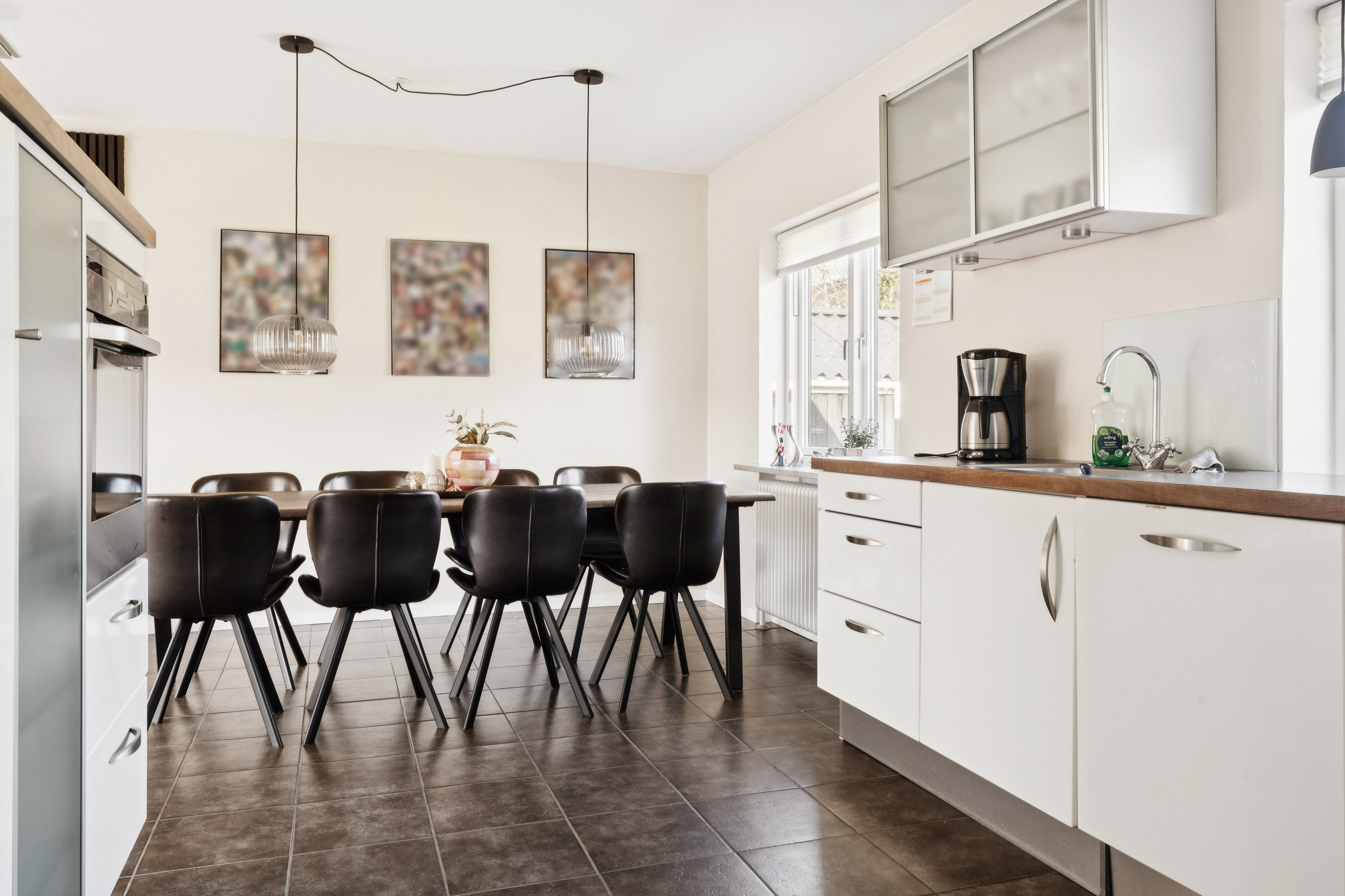 Fremhævet køkken billede i fuldskærmstilstand. Billede af Rungsvej 44, 9200 Aalborg SV