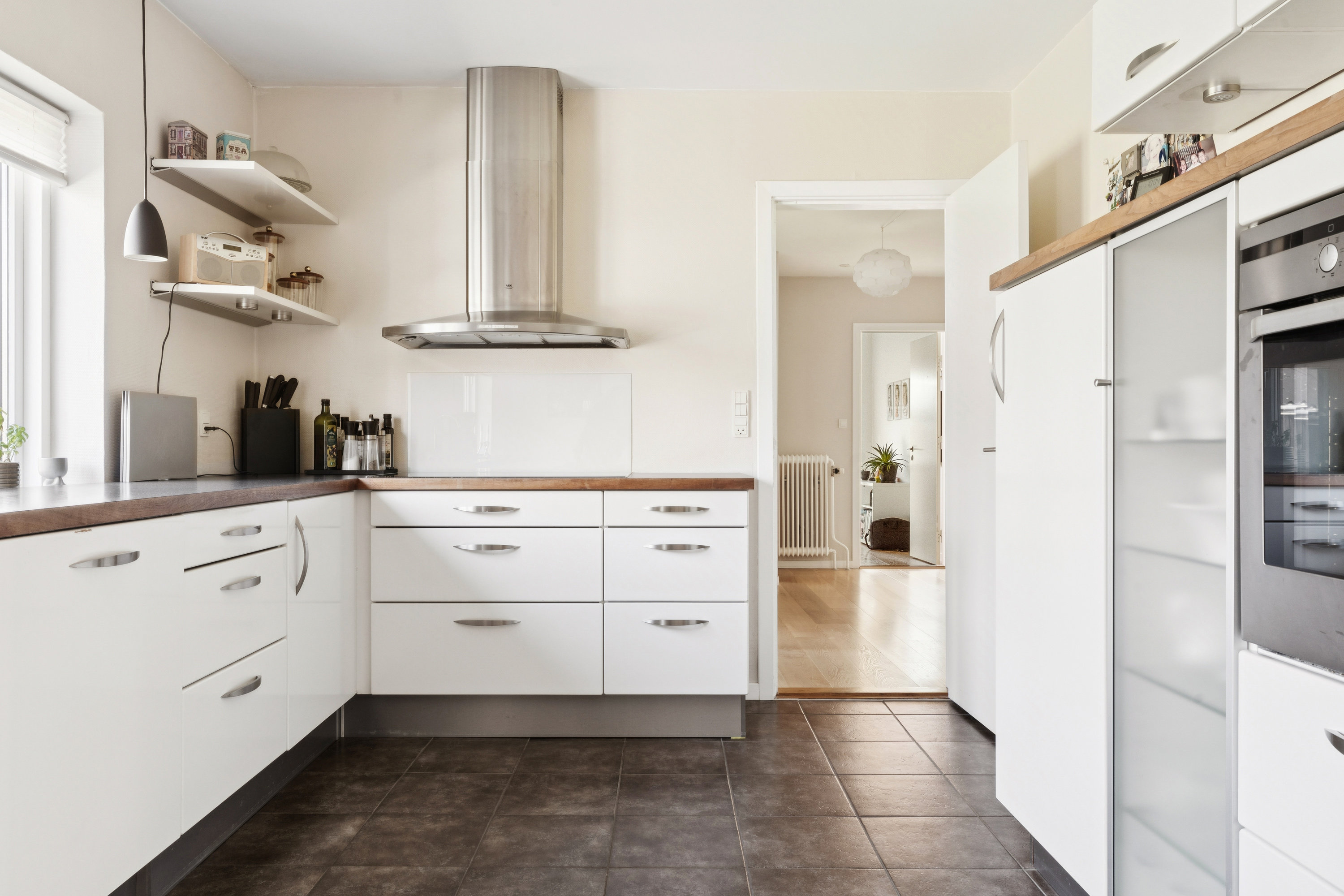 Fremhævet køkken billede i fuldskærmstilstand. Billede af Rungsvej 44, 9200 Aalborg SV