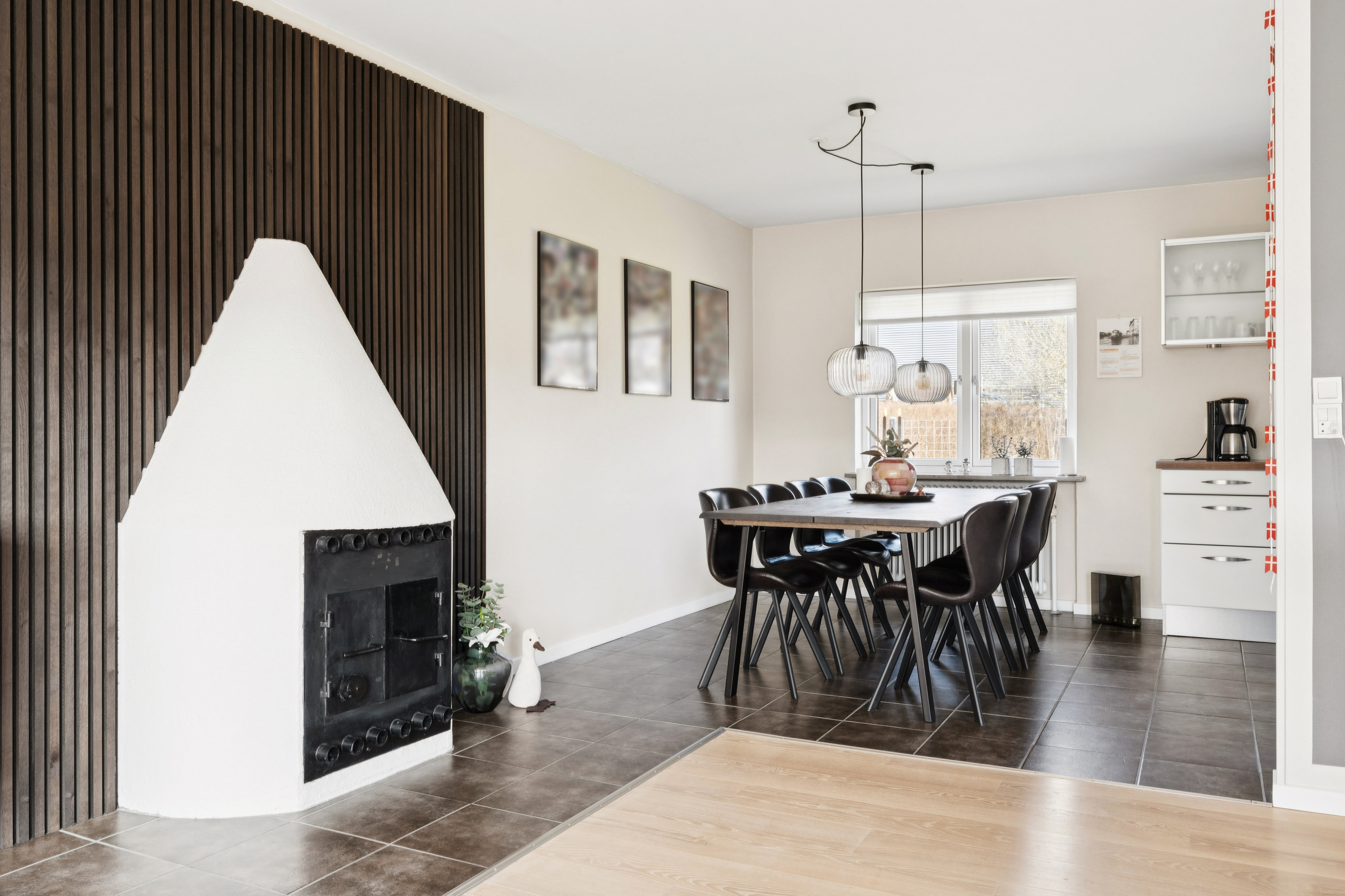 Fremhævet stue billede i fuldskærmstilstand. Billede af Rungsvej 44, 9200 Aalborg SV