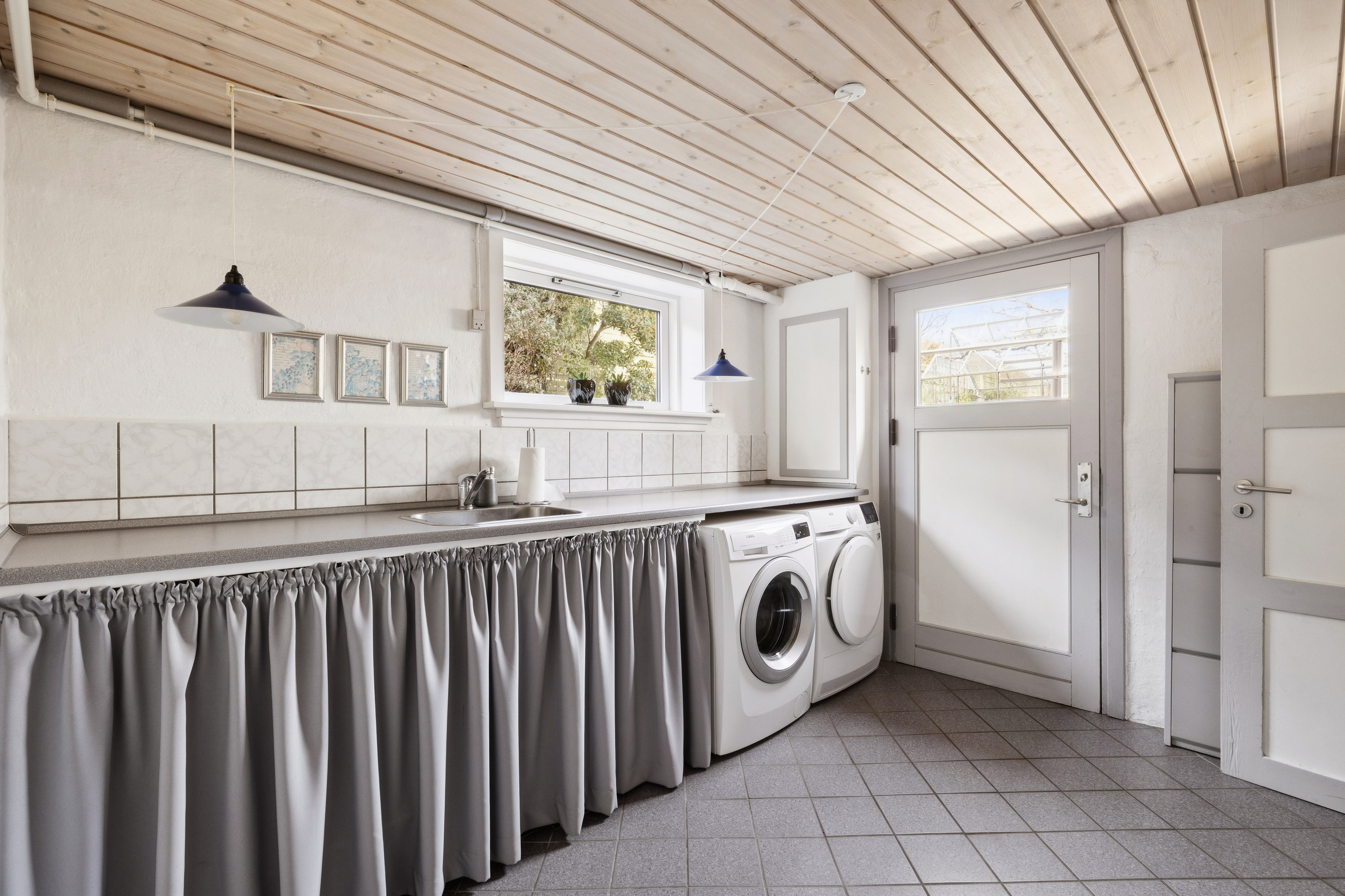 Fremhævet vaskerum billede i fuldskærmstilstand. Billede af Jernbanegade 64, 9560 Hadsund