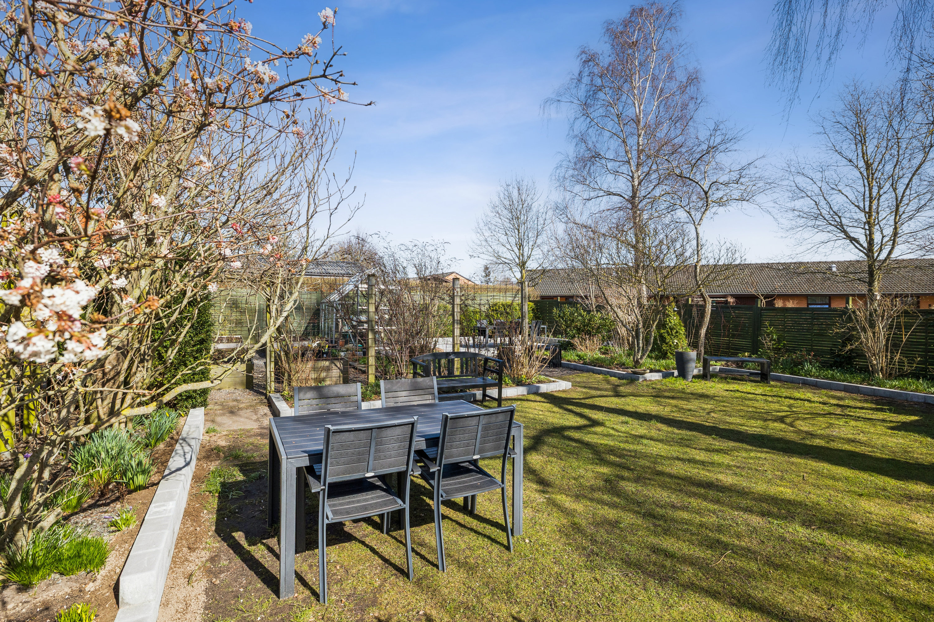 Fremhævet have billede i fuldskærmstilstand. Billede af Jernbanegade 64, 9560 Hadsund