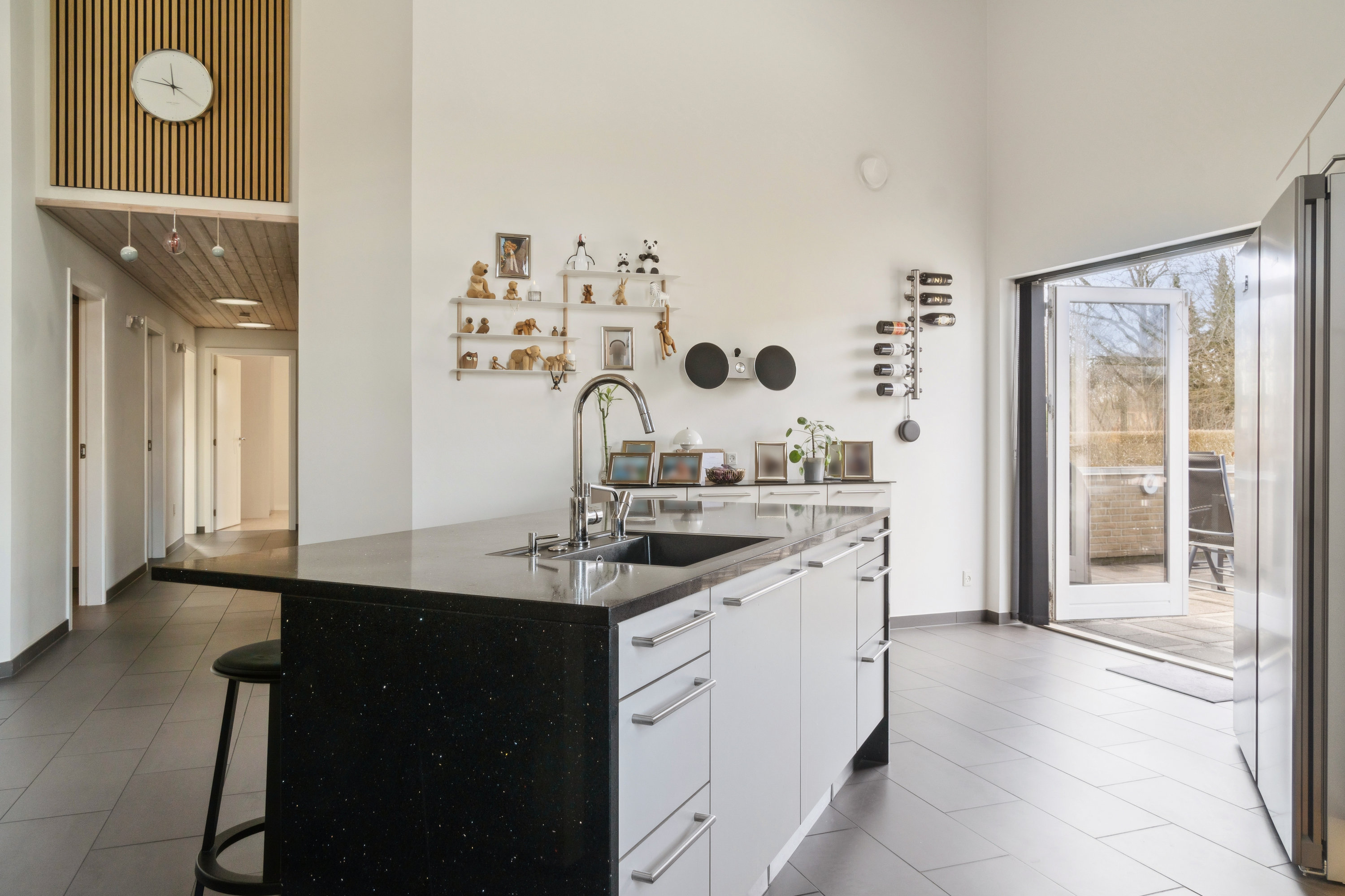 Fremhævet køkken billede i fuldskærmstilstand. Billede af Søparken 12, Marienhoff, 8550 Ryomgård