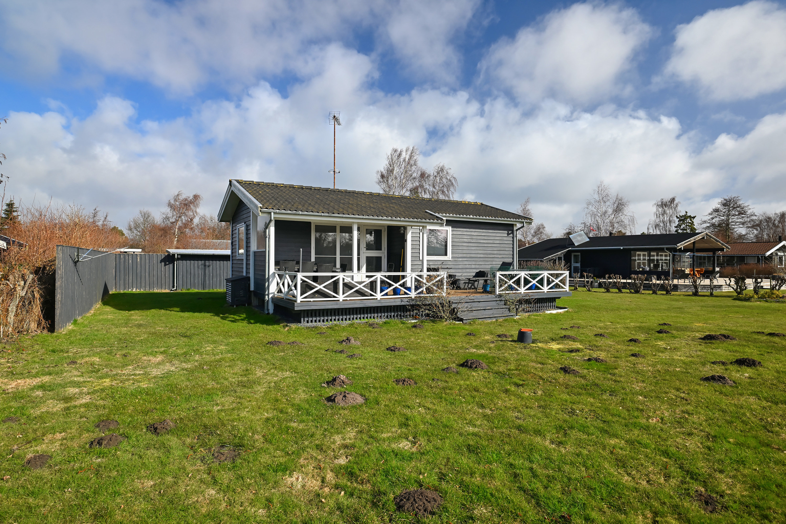 Fremhævet facade billede i fuldskærmstilstand. Billede af Cikorievej 7, Gedesby, 4874 Gedser