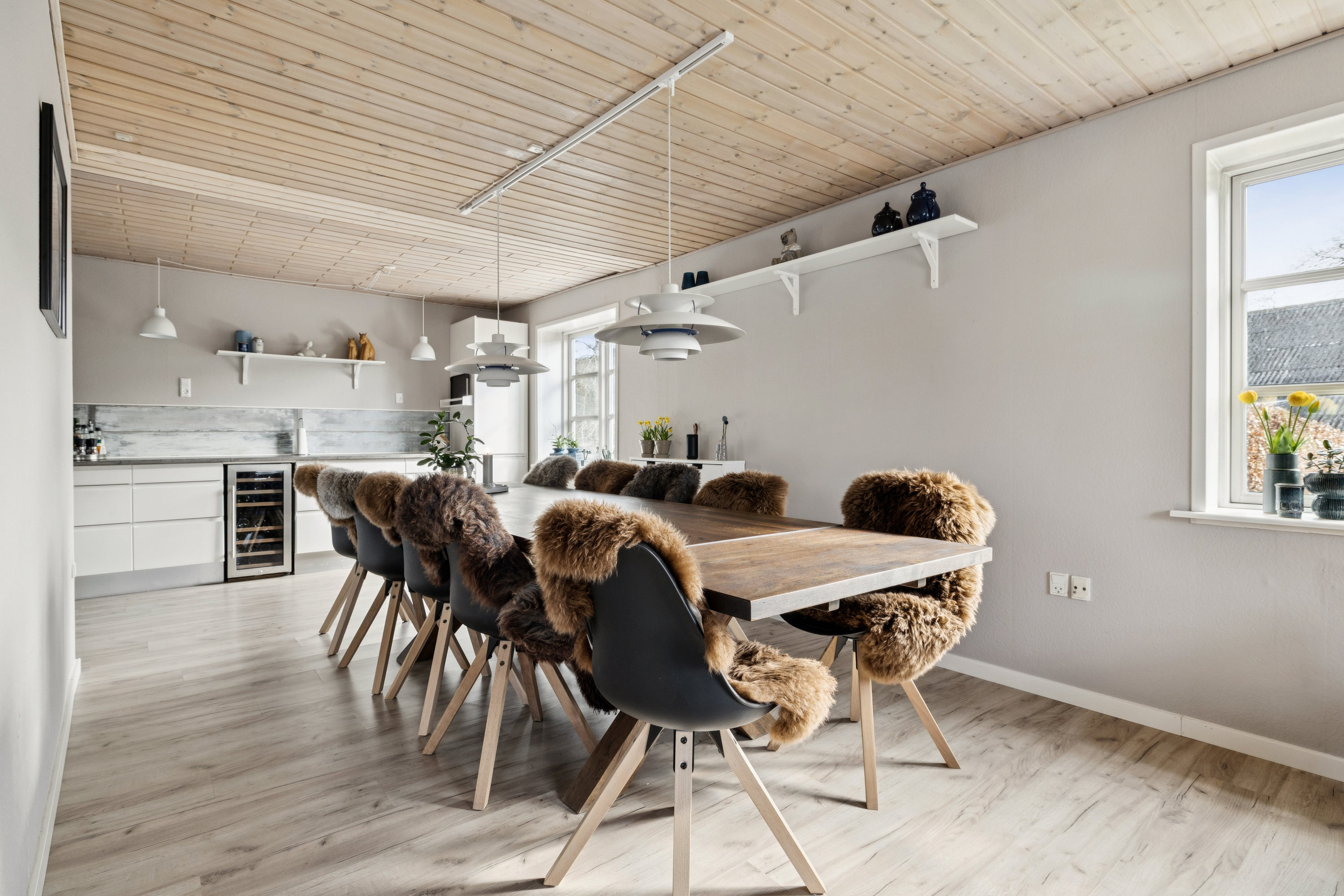 Fremhævet stue billede i fuldskærmstilstand. Billede af Aagade 24, Rørbæk, 9500 Hobro