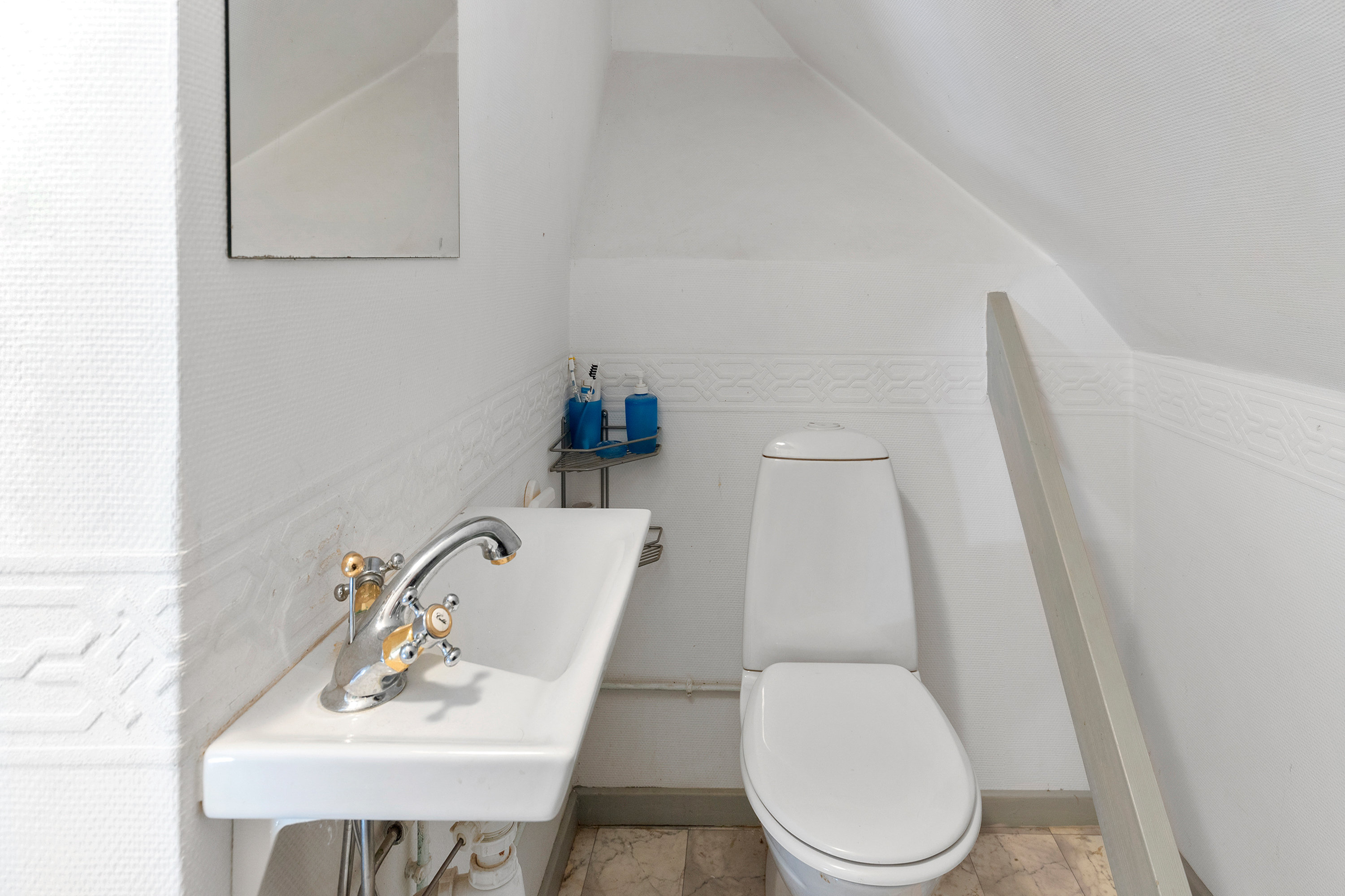 Fremhævet toilet billede i fuldskærmstilstand. Billede af Svinkløvvej 343, Hjortdal, 9690 Fjerritslev