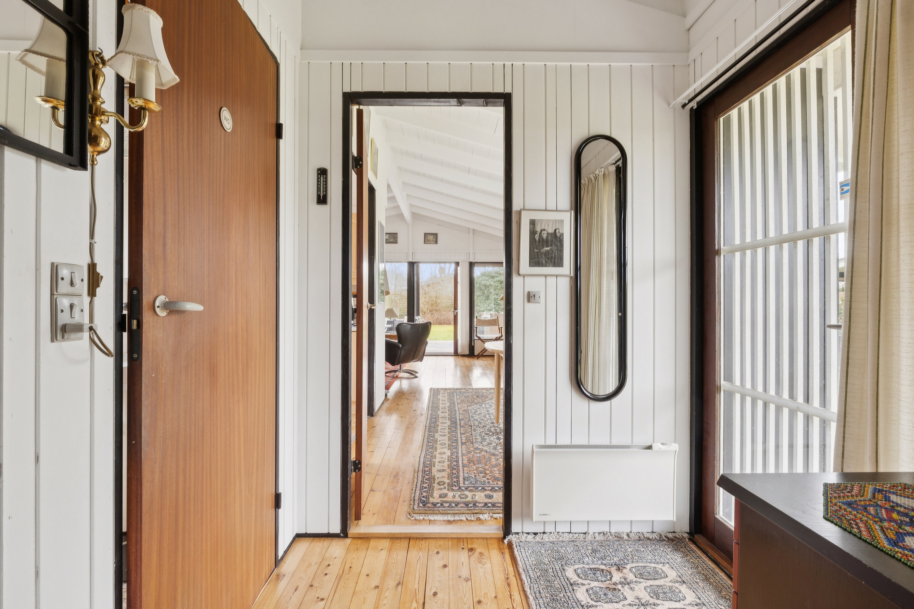 Fremhævet gang billede i fuldskærmstilstand. Billede af Skovduevej 50, Villingerød, 3120 Dronningmølle