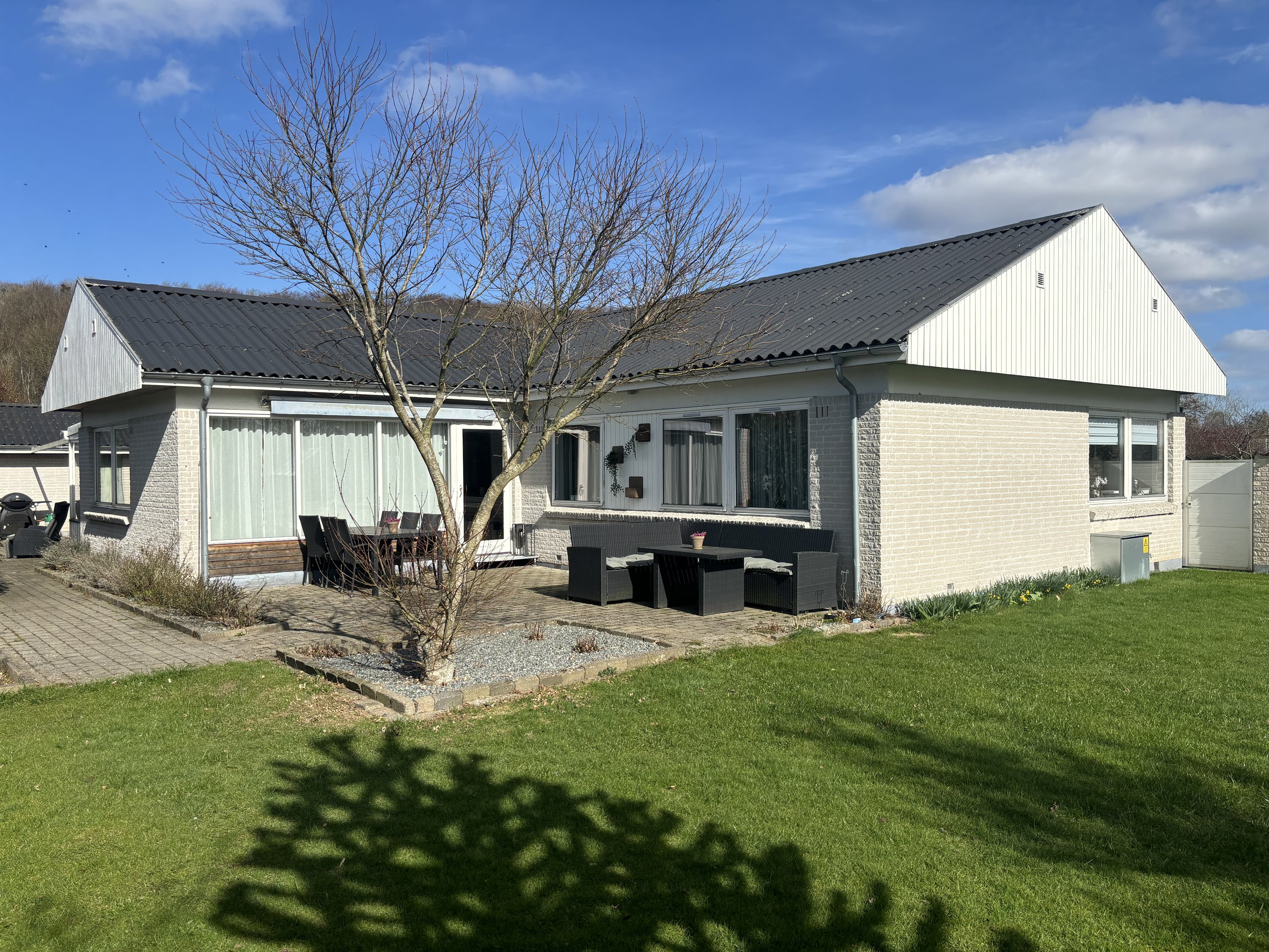 Fruenshave 17, 8732 Hovedgård