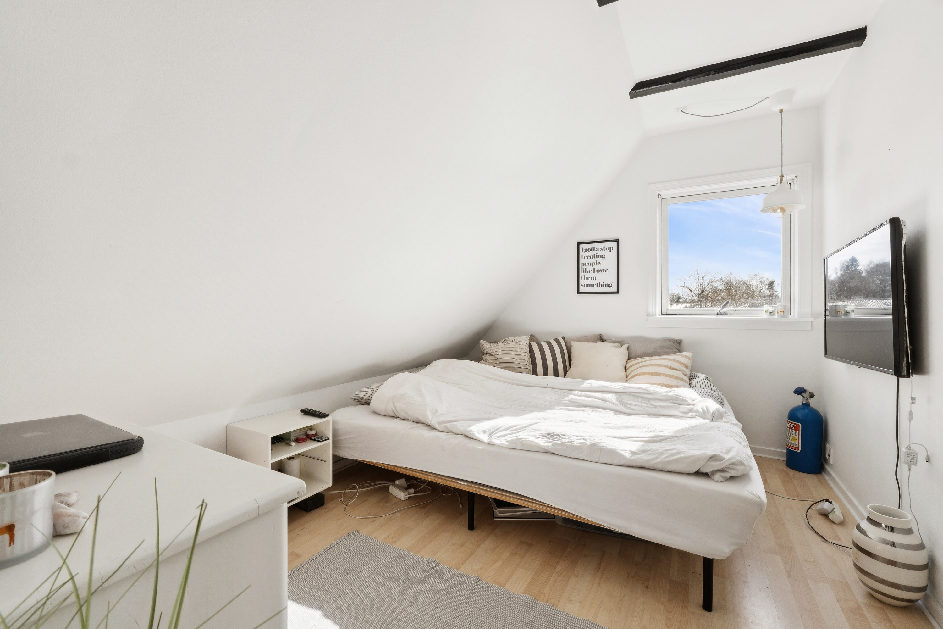 Fremhævet soveværelse billede i fuldskærmstilstand. Billede af Poppel Alle 1B, 3120 Dronningmølle