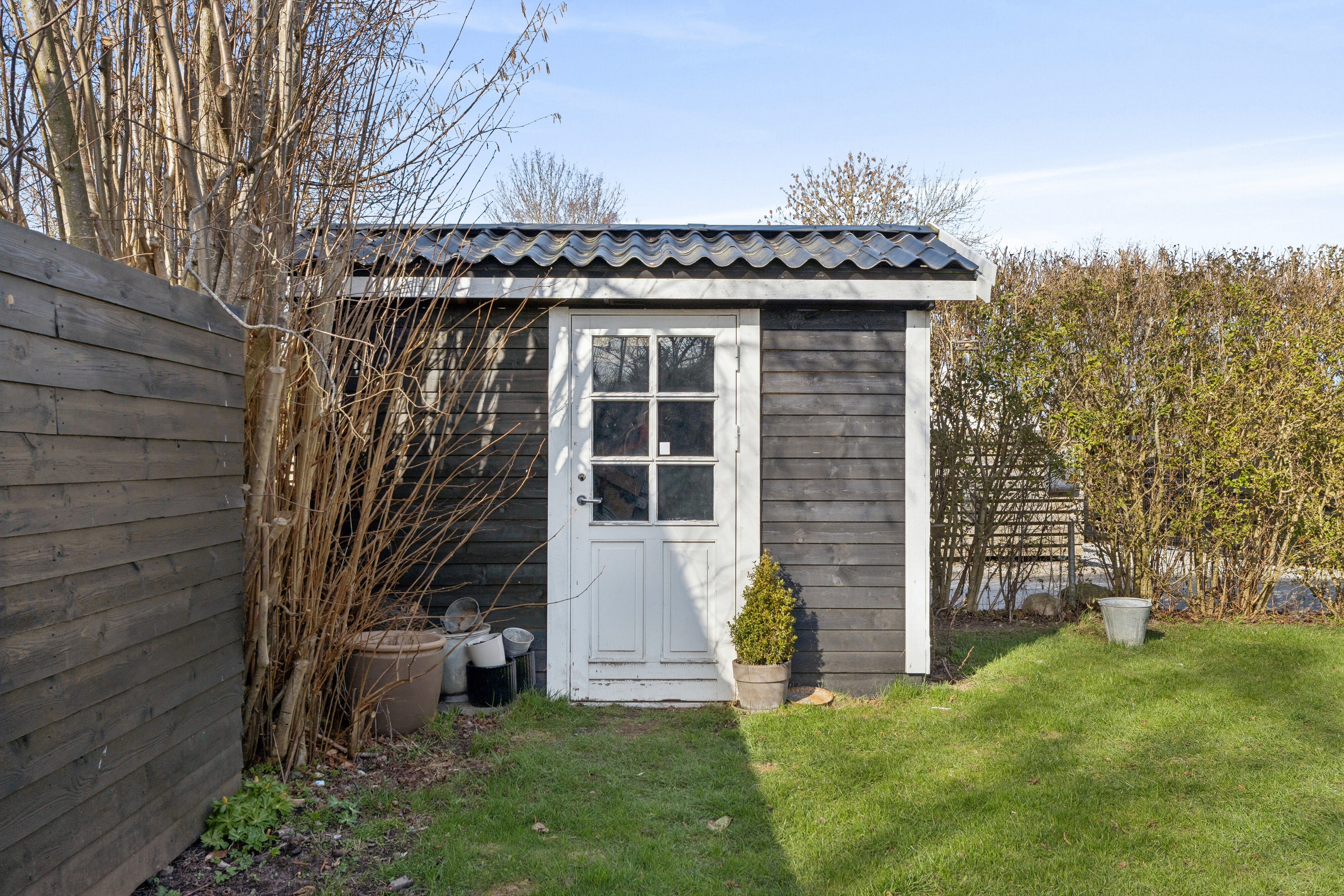 Fremhævet udhus billede i fuldskærmstilstand. Billede af Poppel Alle 1B, 3120 Dronningmølle