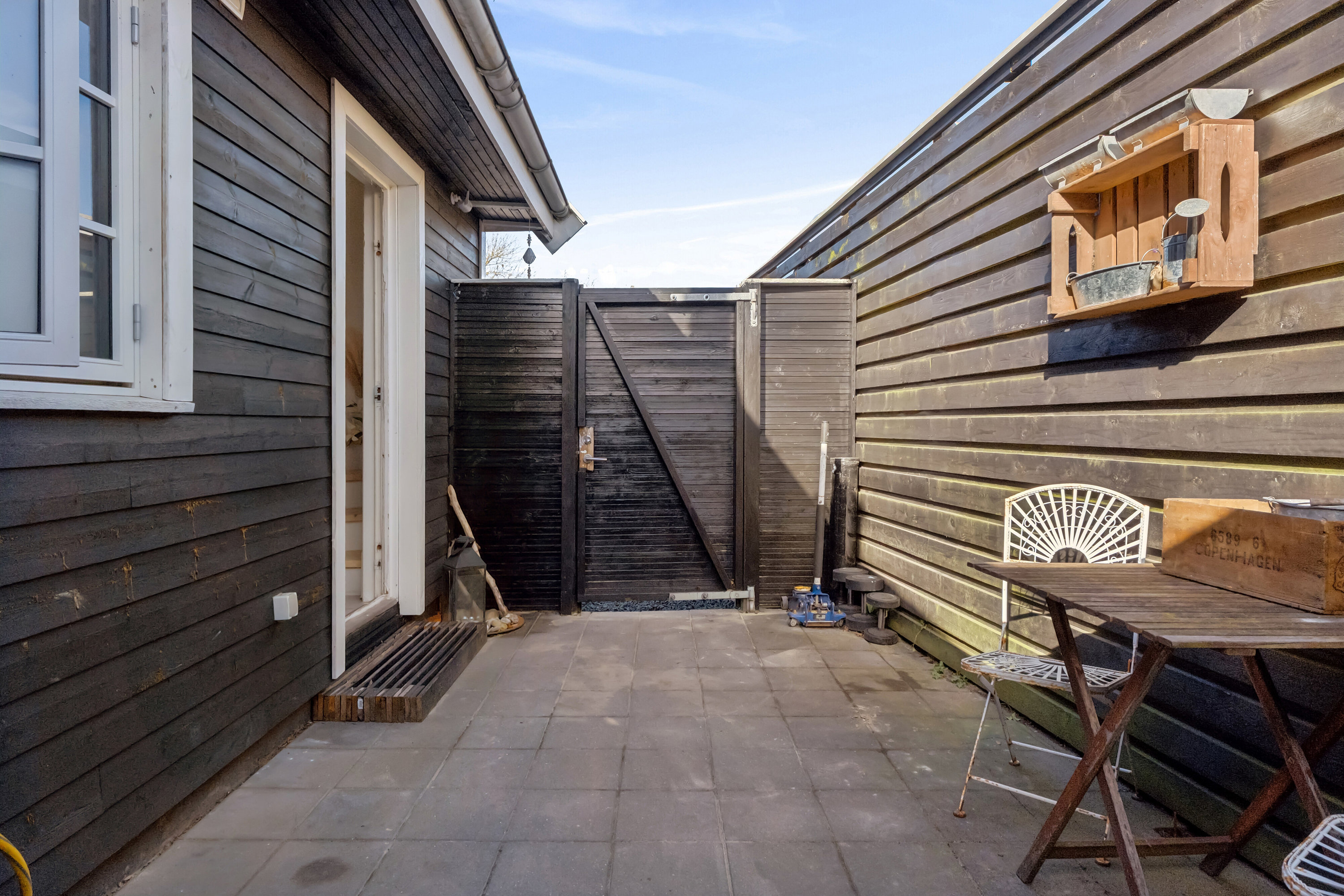 Fremhævet terrasse billede i fuldskærmstilstand. Billede af Poppel Alle 1B, 3120 Dronningmølle