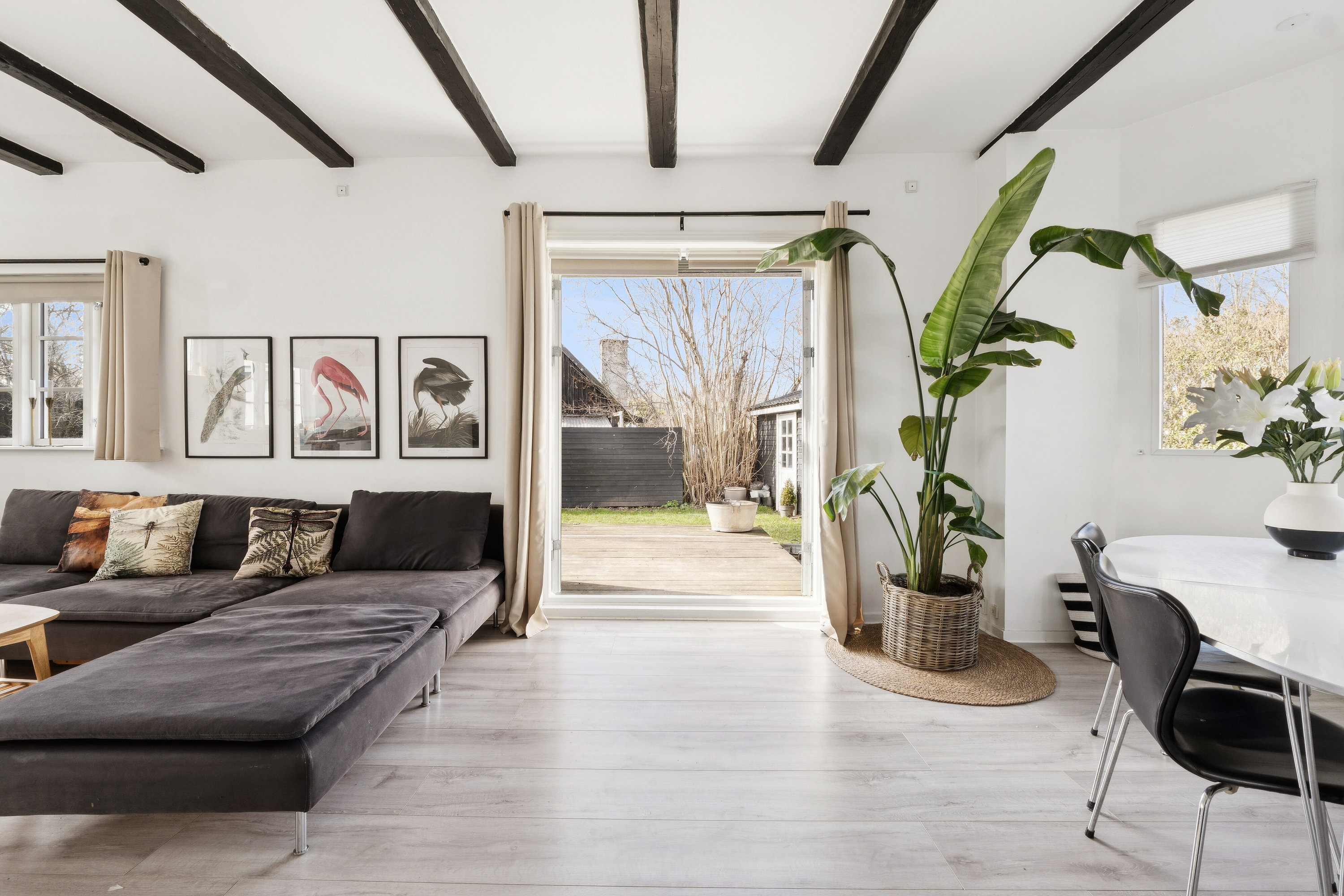 Fremhævet stue billede i fuldskærmstilstand. Billede af Poppel Alle 1B, 3120 Dronningmølle