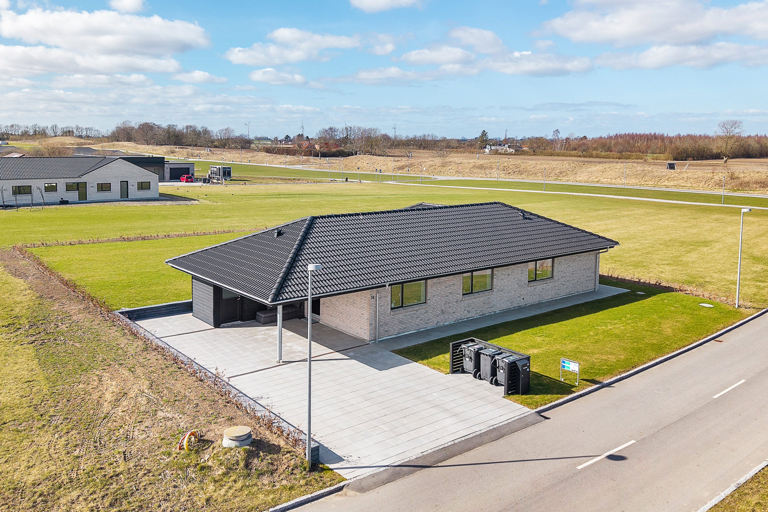 Fremhævet luftfoto billede i fuldskærmstilstand. Billede af Pilegårdsvænget 74, Nordmarken, 5471 Søndersø