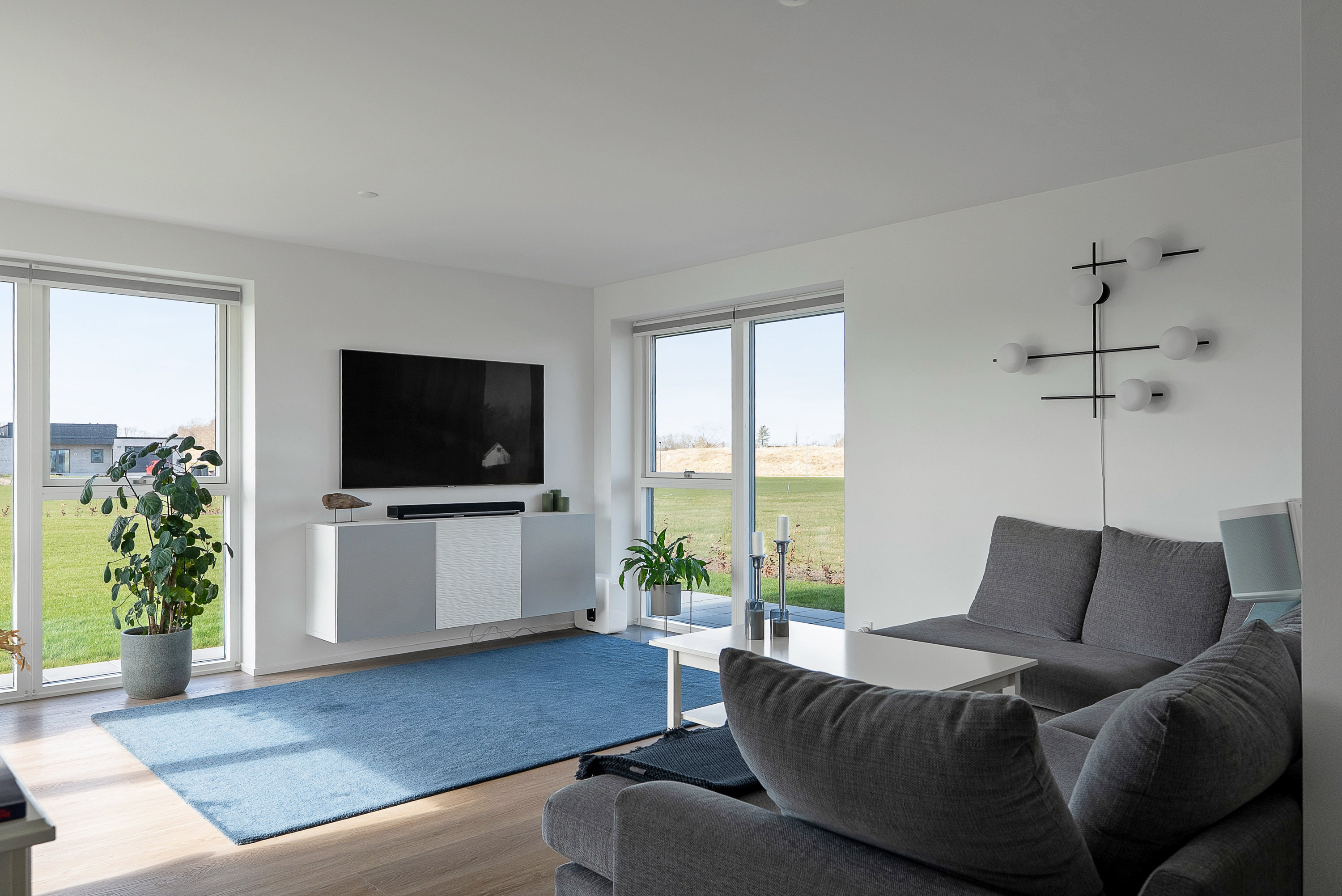 Fremhævet stue billede i fuldskærmstilstand. Billede af Pilegårdsvænget 74, Nordmarken, 5471 Søndersø