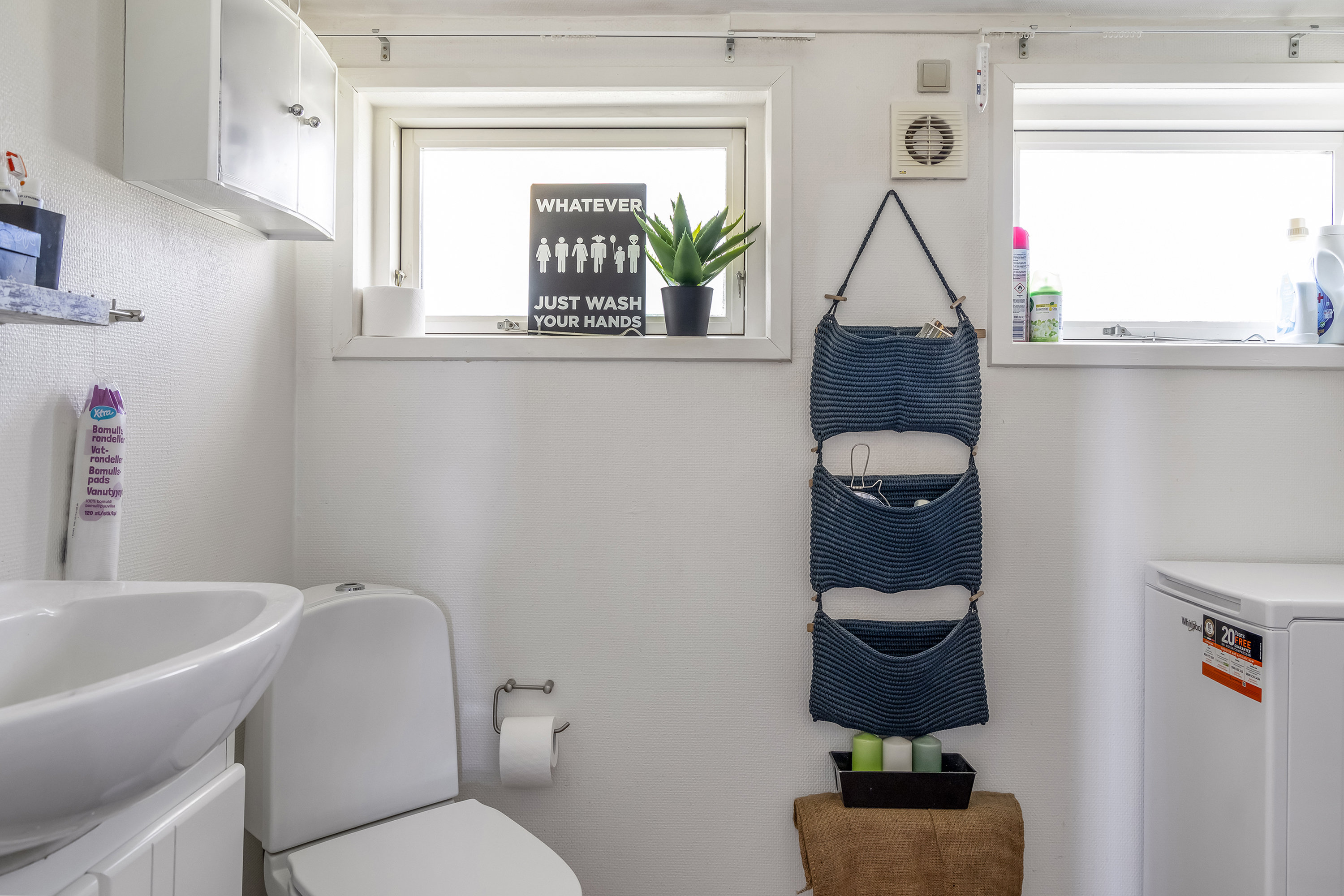 Fremhævet badeværelse billede i fuldskærmstilstand. Billede af Skovbakken 17, Kulhuse, 3630 Jægerspris