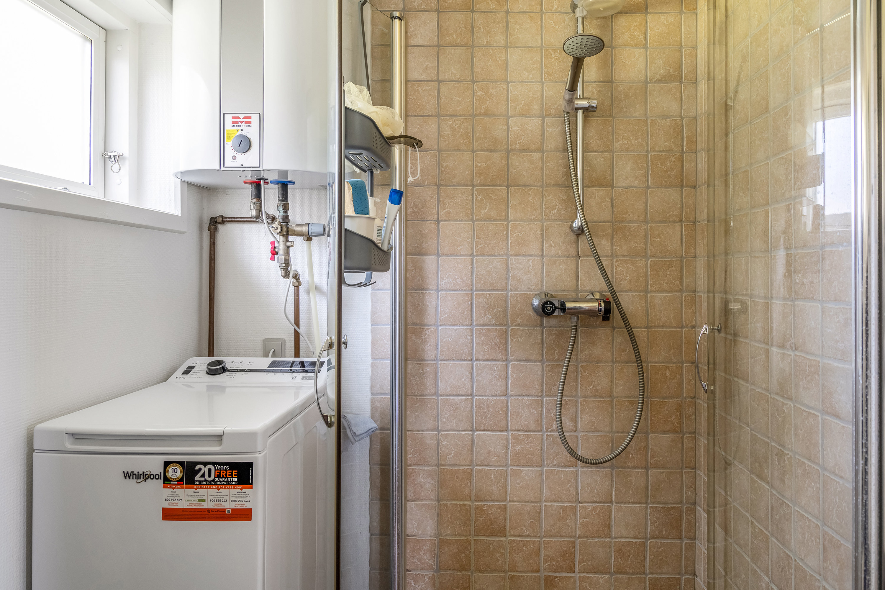 Fremhævet badeværelse billede i fuldskærmstilstand. Billede af Skovbakken 17, Kulhuse, 3630 Jægerspris