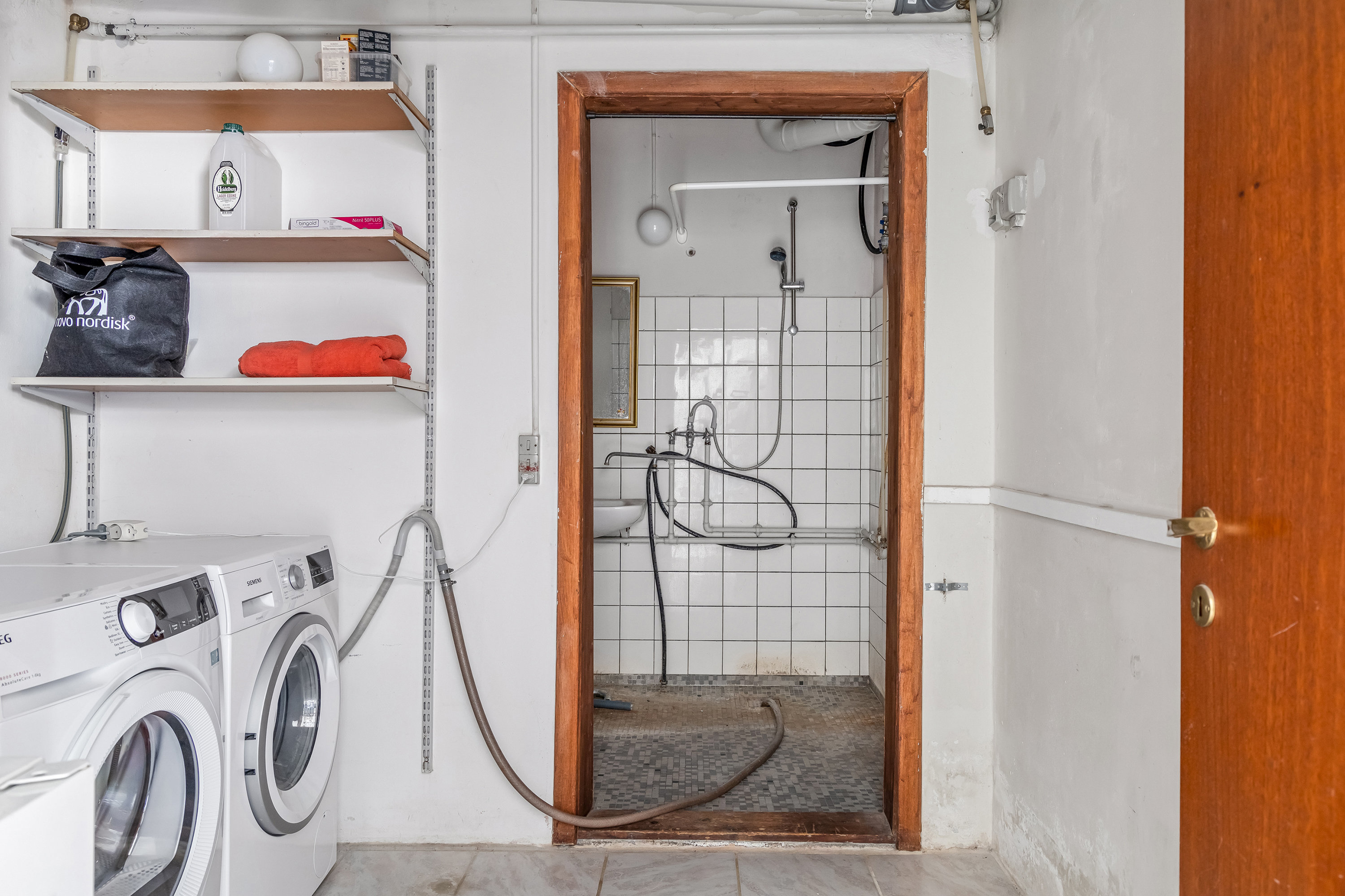 Fremhævet vaskerum billede i fuldskærmstilstand. Billede af Rørsangervej 9, 3650 Ølstykke
